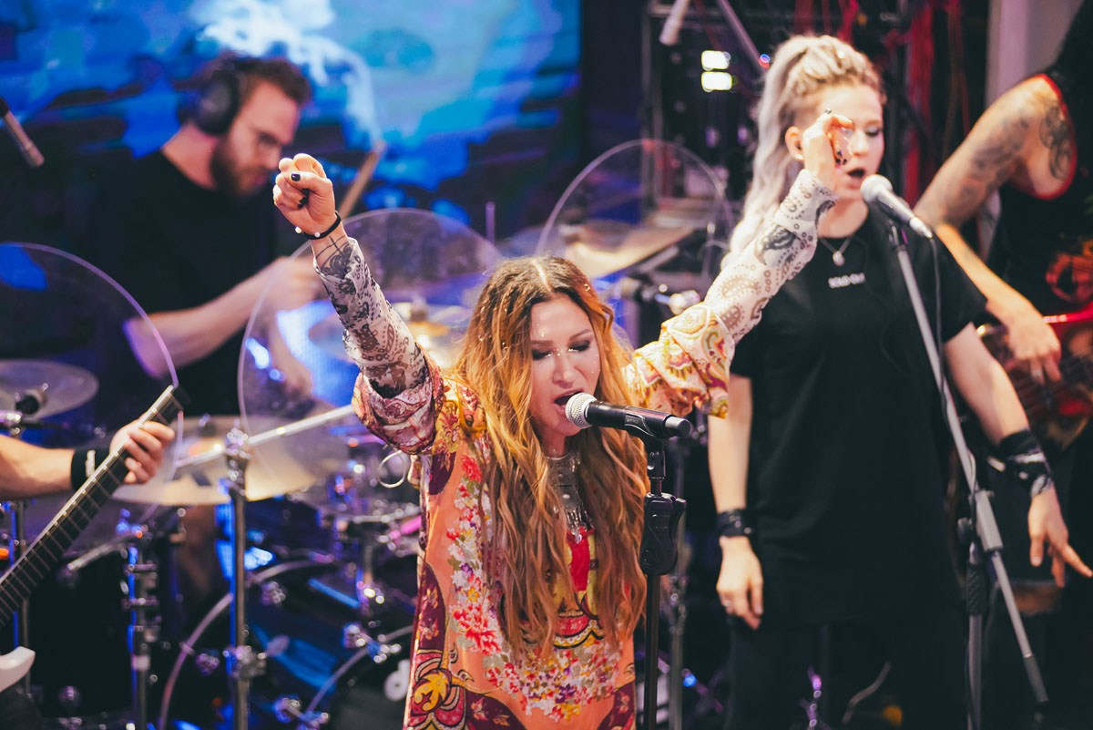 Концерт LINDA в РУКИ ВВЕРХ БАР в Ростове-на-Дону