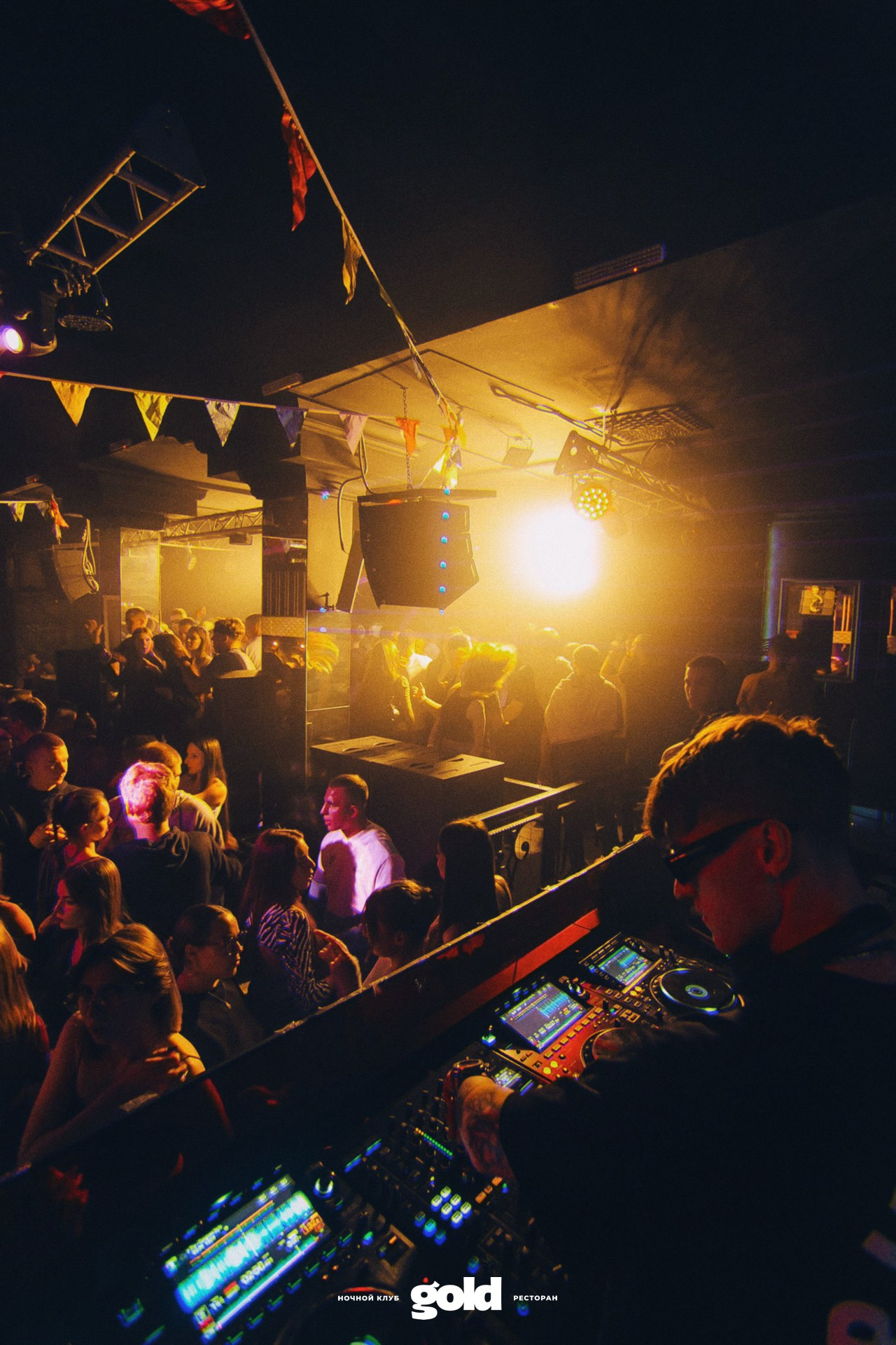 Ночная жизнь Смоленска. Фотограф | Михаил Буш Смоленск