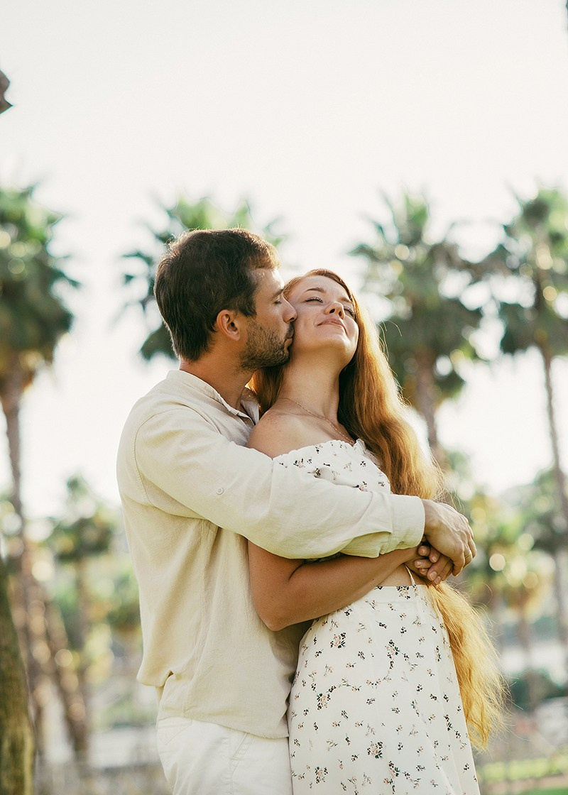 Love Story в Адлере, Сириусе. Фотограф в Адлере, Сириусе, Красной Поляне — лавстори, семейные и индивидуальные фотосессии