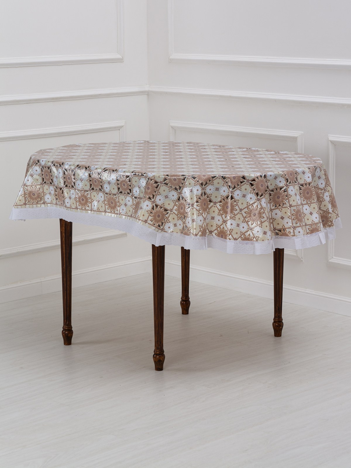 Фльлсъёмка скатерти, для Валдберриз. Сборные фотосъёмки в Москве. фотосессии одежды.фотограф