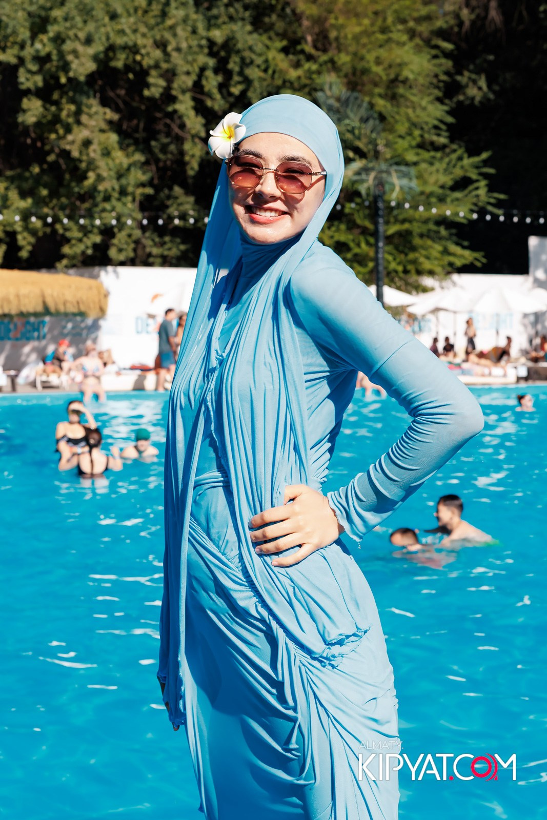 ПЕННАЯ ВЕЧЕРИНКА/ДЫМОВОЕ ШОУ/БАССЕЙН DELIGHT POOL. КИПЯТКОМ АЛМАТЫ!