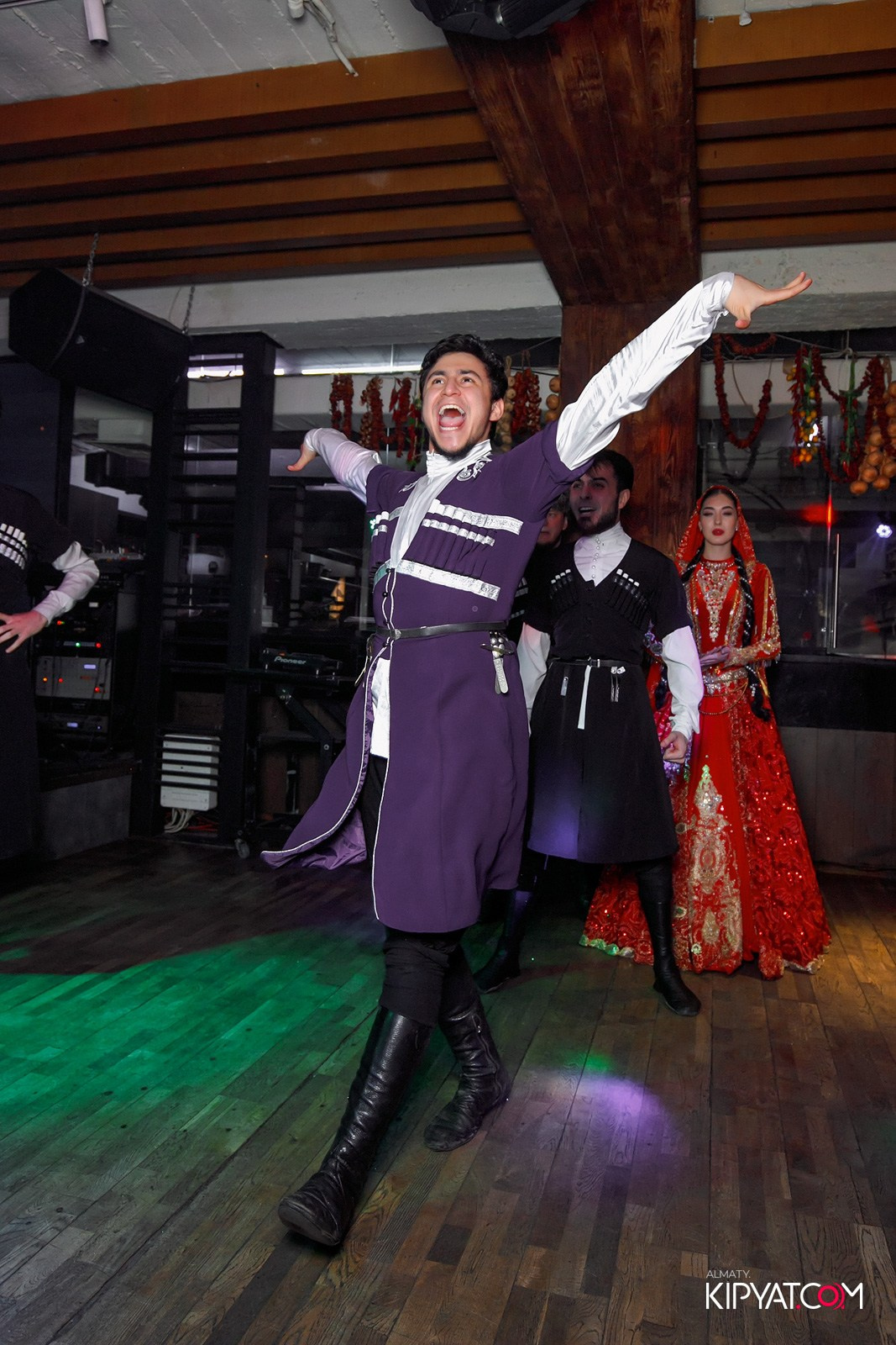 ВАХТАНГУРИ. КИПЯТКОМ АЛМАТЫ!