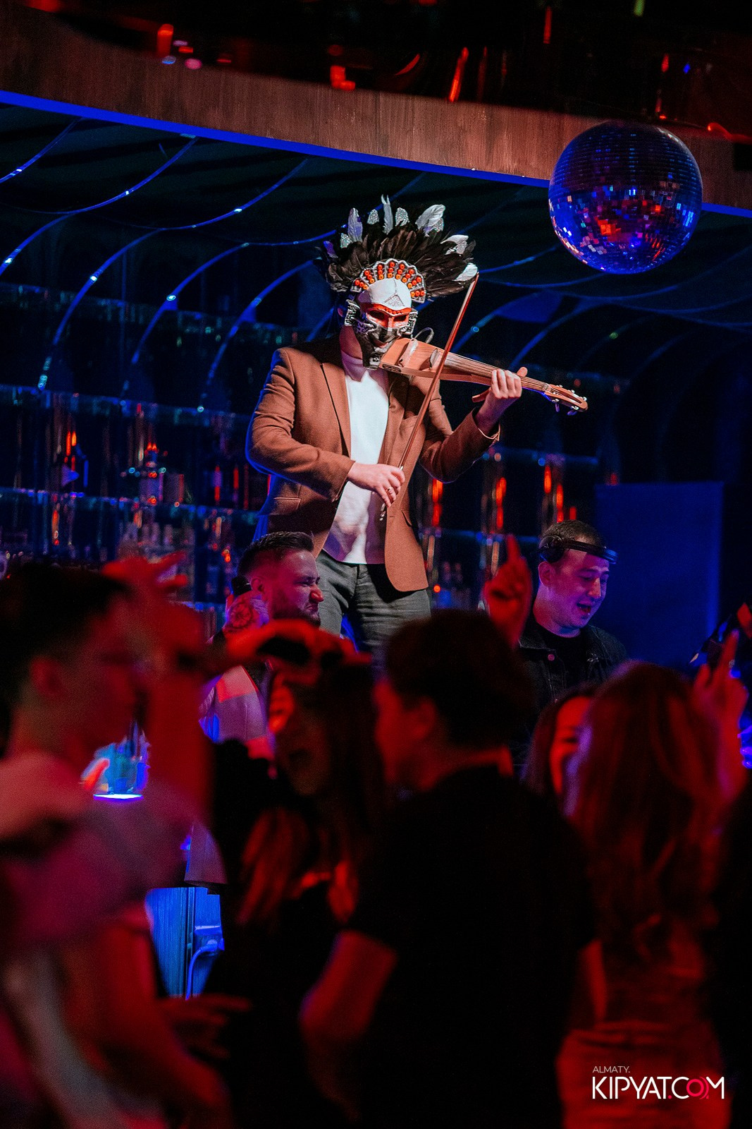 MOOD KARAOKE & TERRACE. КИПЯТКОМ АЛМАТЫ!