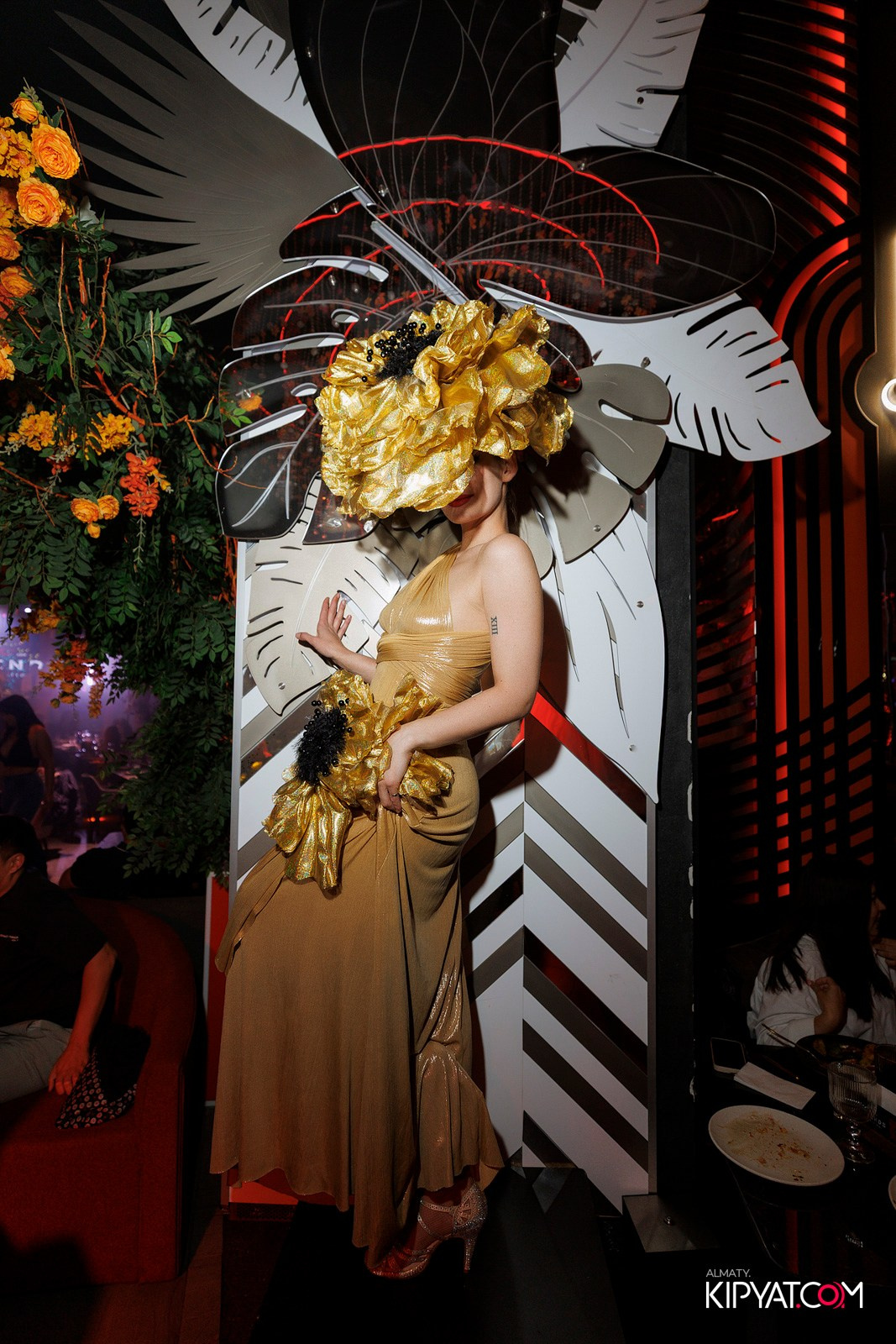 FRIENDS BAR & TERRACE. КИПЯТКОМ АЛМАТЫ! Фотосъемка мероприятий в Алматы