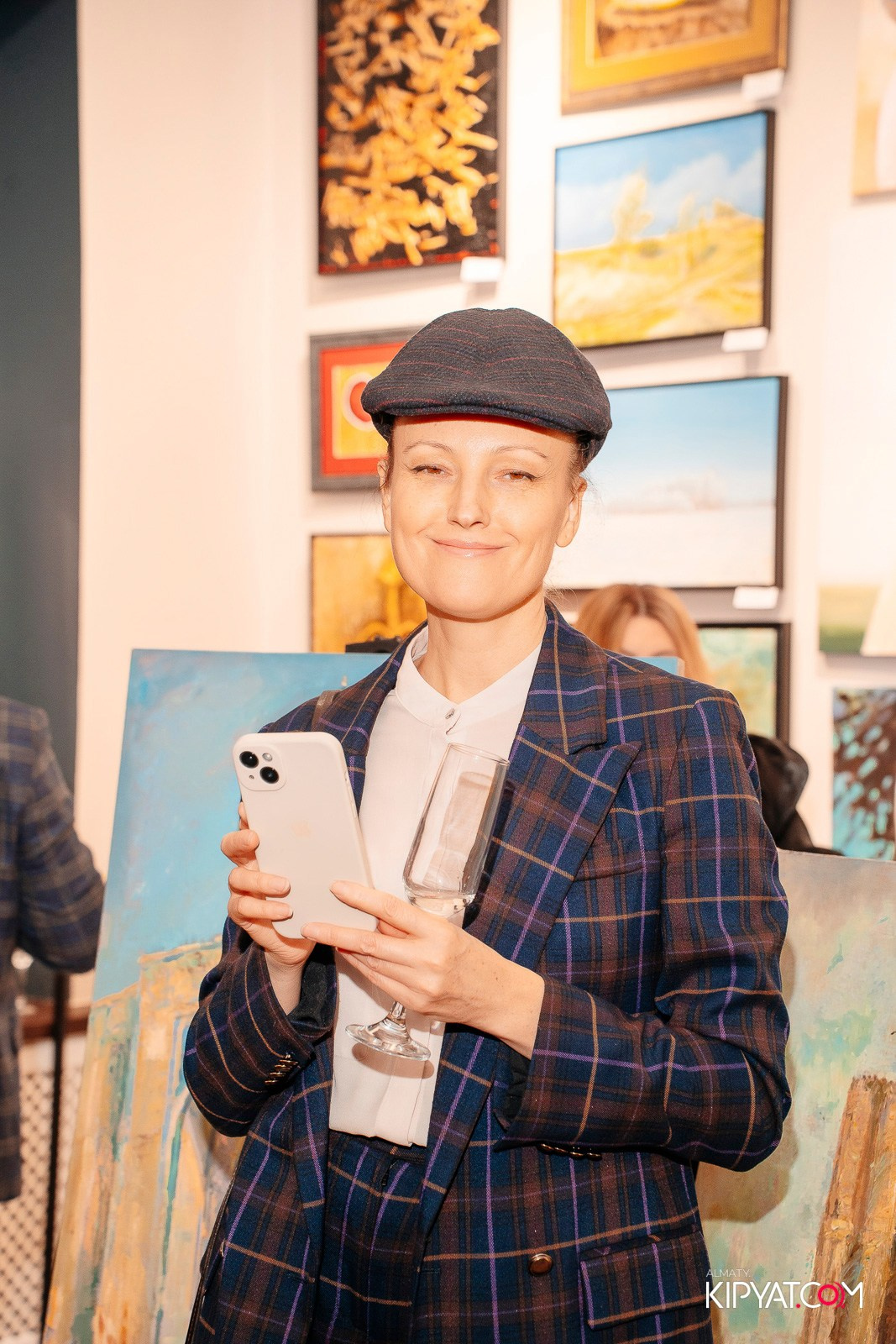 ОТКРЫТИЕ ХУДОЖЕСТВЕННОЙ ГАЛЕРЕИ ETNA ART LAB. КИПЯТКОМ АЛМАТЫ! Фотосъемка мероприятий в Алматы