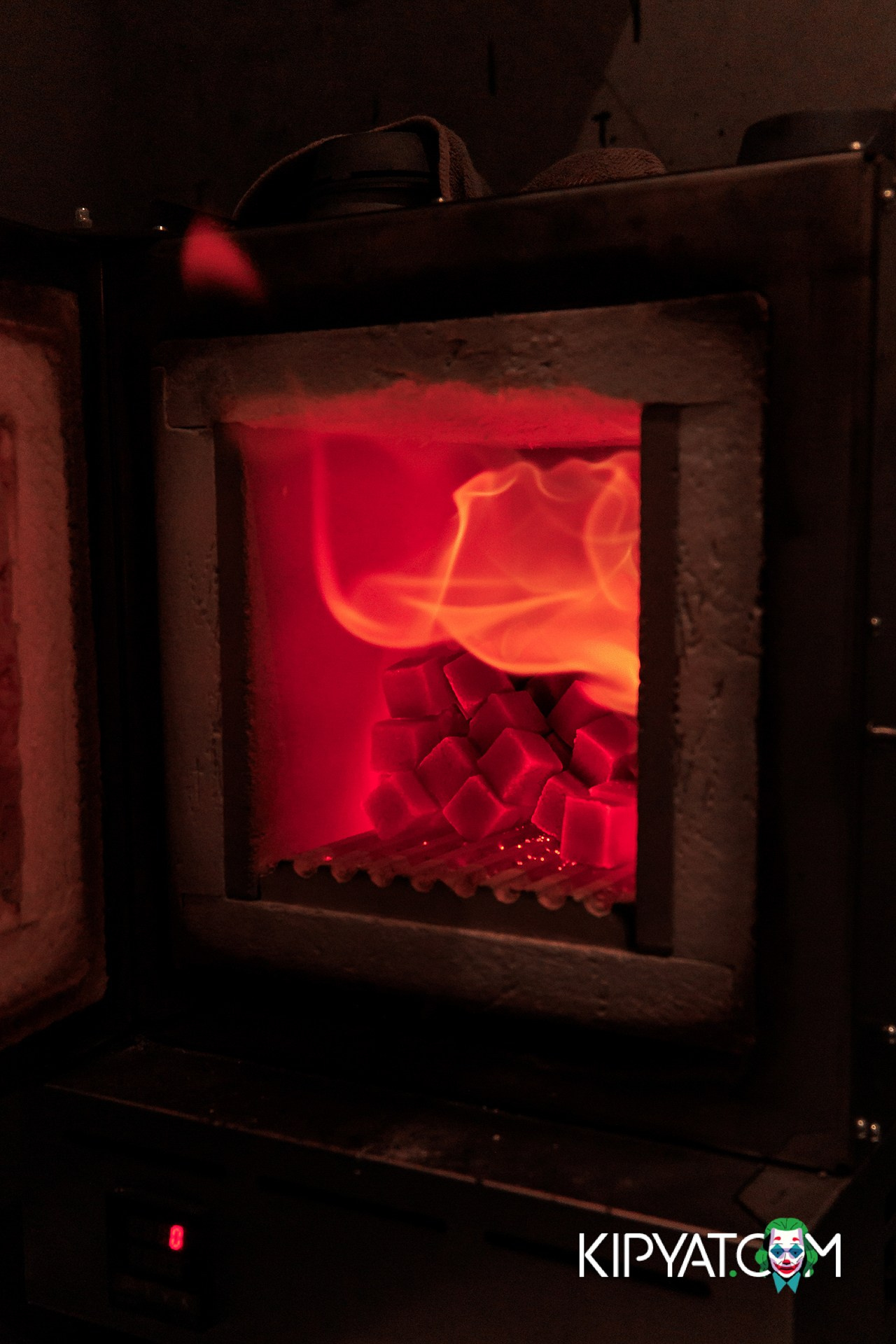 HALLOWEEN IN HOOKAHPLACE METROPOLE. КИПЯТКОМ АЛМАТЫ!