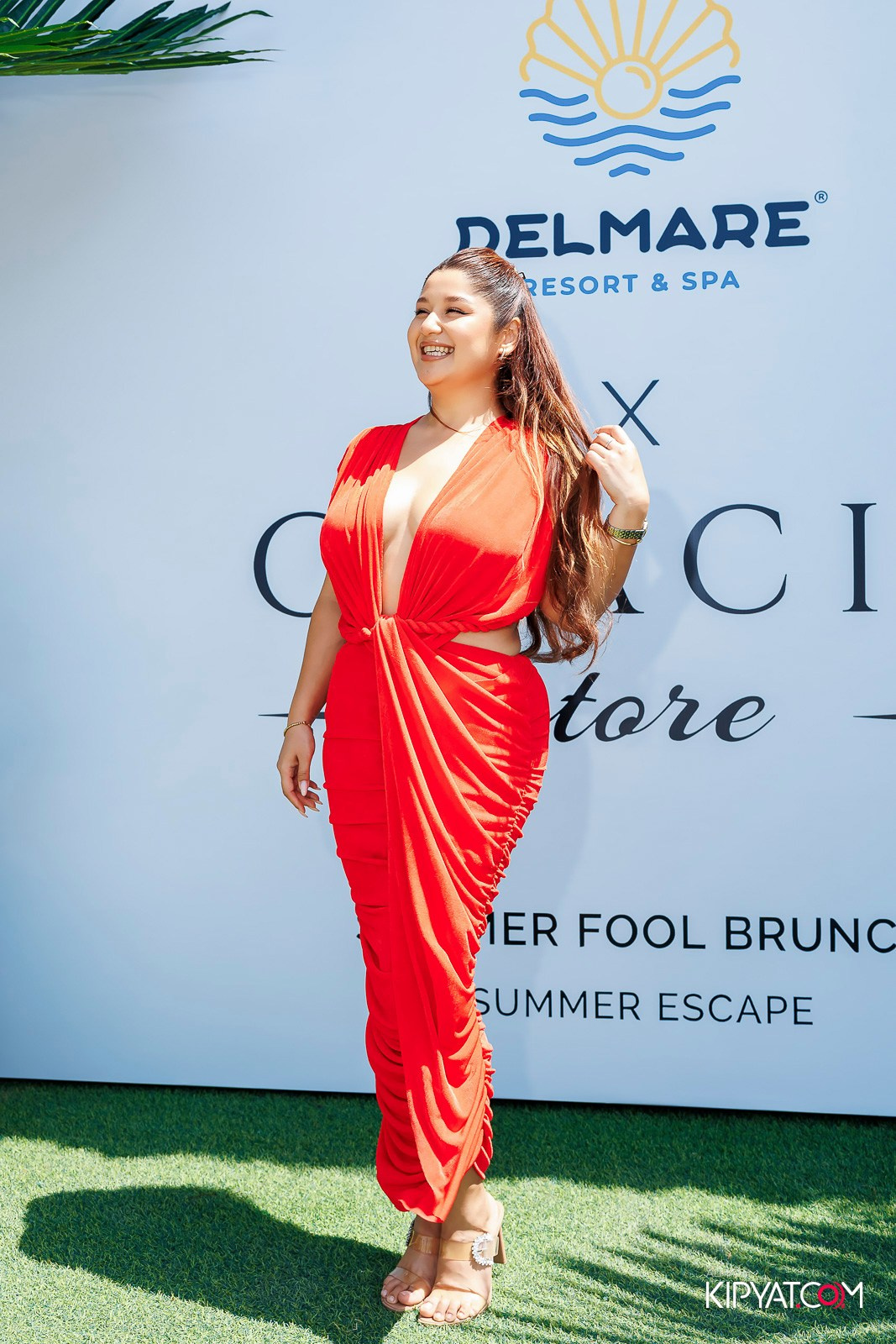 ЗАКРЫТАЯ ВЕЧЕРИНКА В ЧЕСТЬ ОТКРЫТИЯ СЕЗОНА SUMMER POOL BRUNCH. КИПЯТКОМ АЛМАТЫ! Фотосъемка мероприятий в Алматы