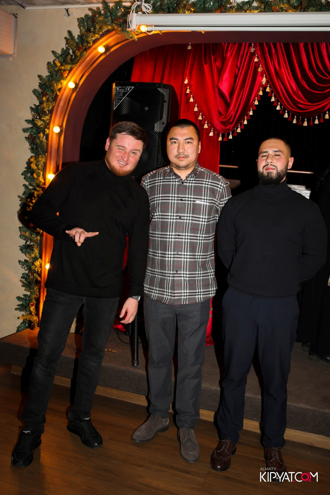 ЖИГУЛИ БАР. КИПЯТКОМ АЛМАТЫ! Фотосъемка мероприятий в Алматы