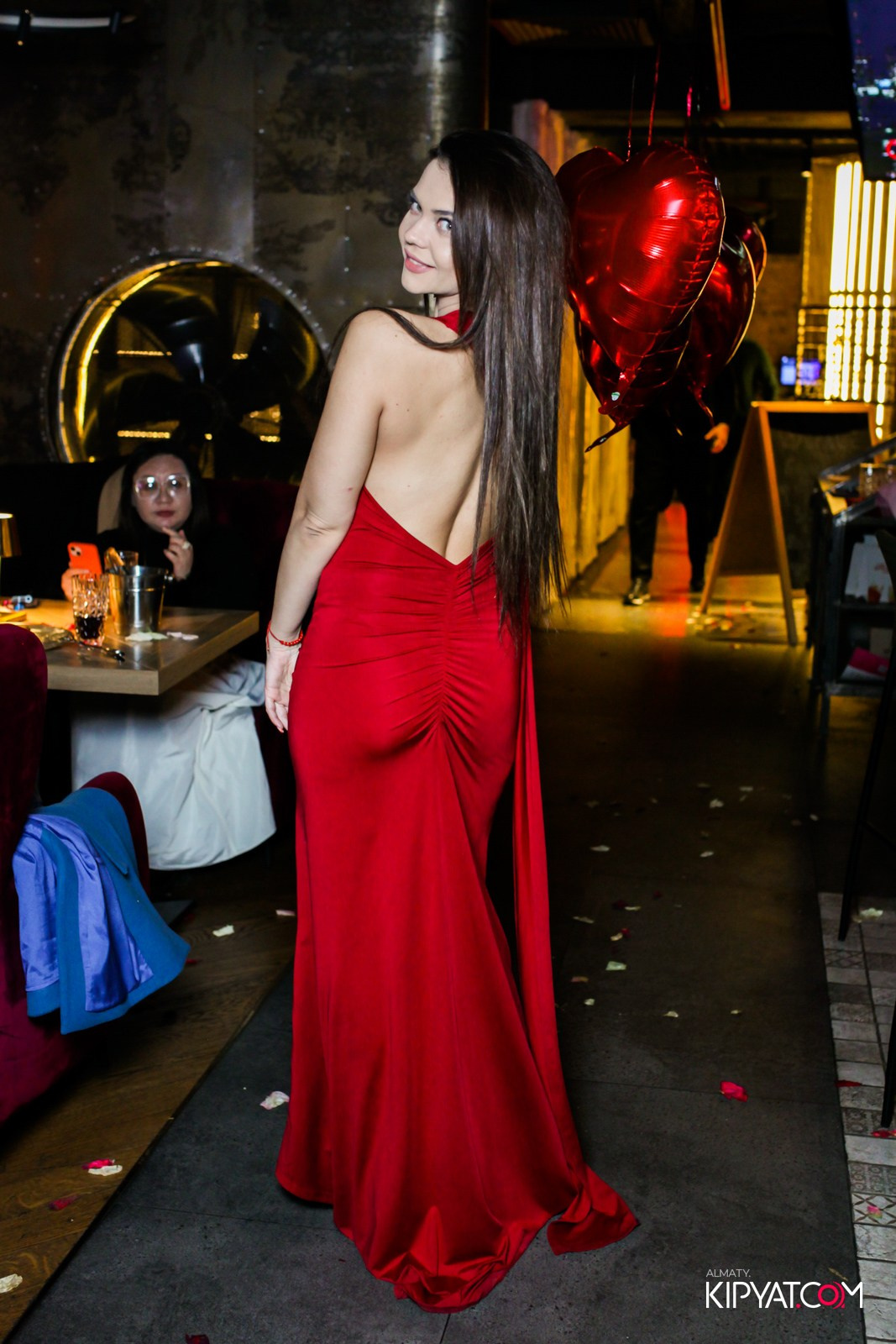 SPACE KARAOKE BAR. КИПЯТКОМ АЛМАТЫ!