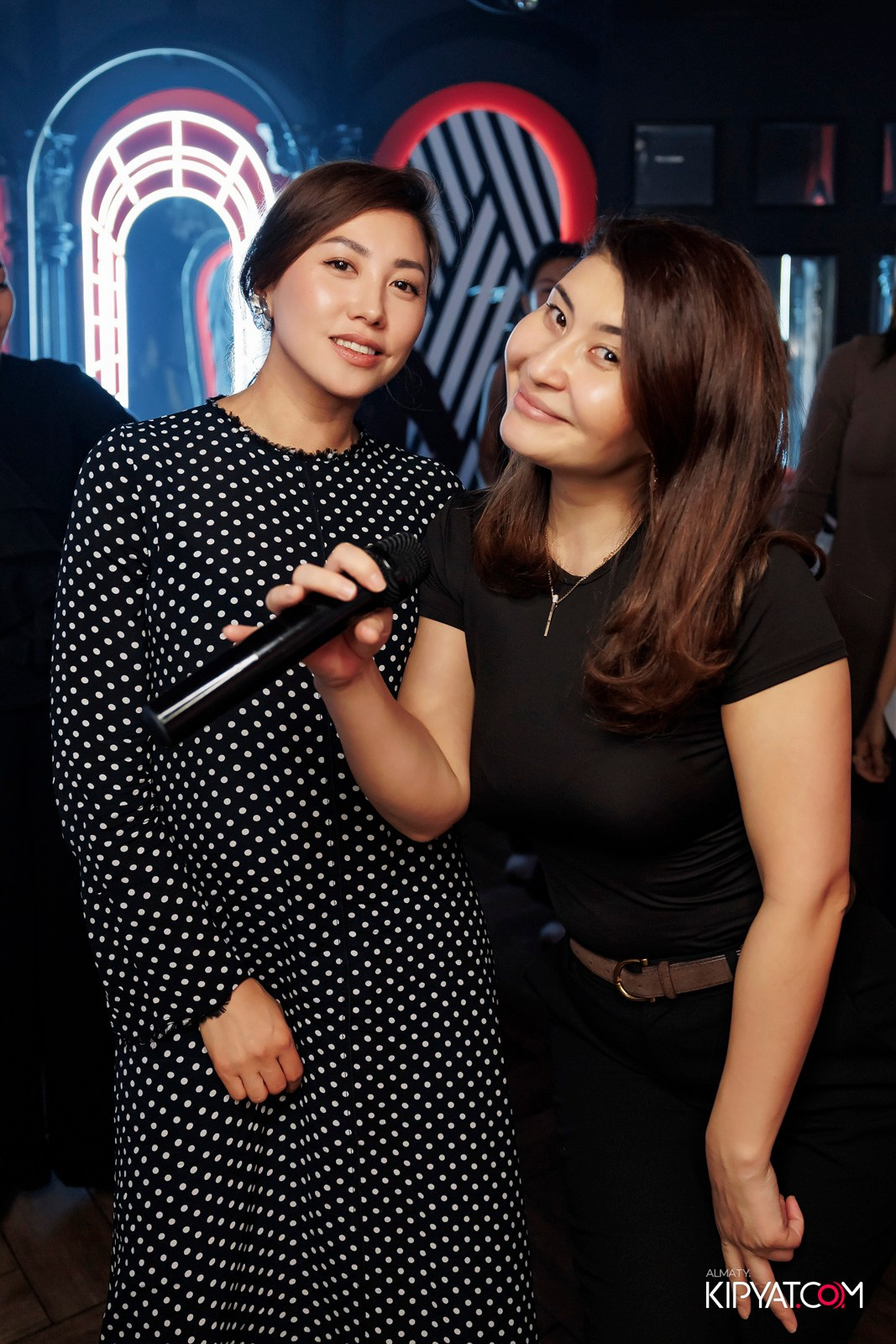 ЗАЯ, НА БИС. КИПЯТКОМ АЛМАТЫ! Фотосъемка мероприятий в Алматы