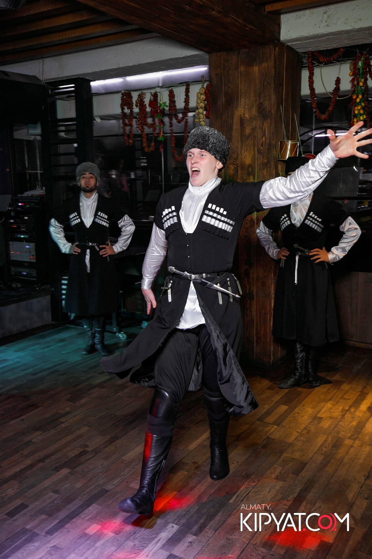 ВАХТАНГУРИ. КИПЯТКОМ АЛМАТЫ!