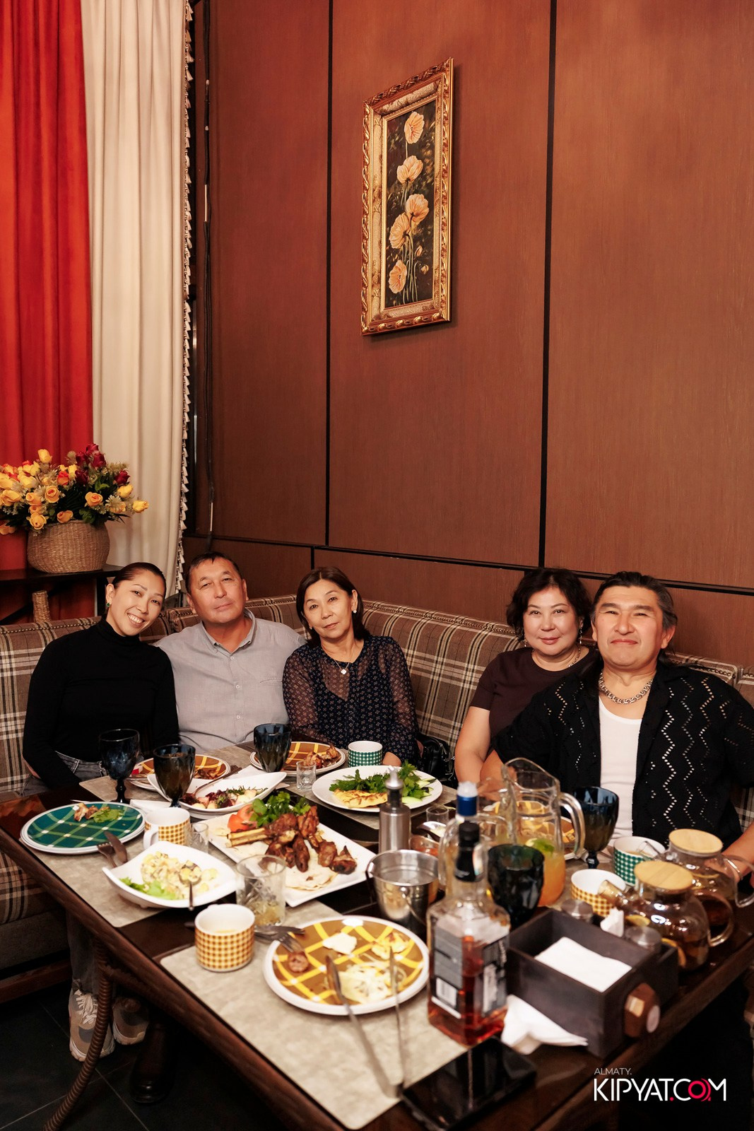 РЕСТОРАН ВЕСЕЛИДЗЕ НА ШАЛЯПИНА. КИПЯТКОМ АЛМАТЫ!