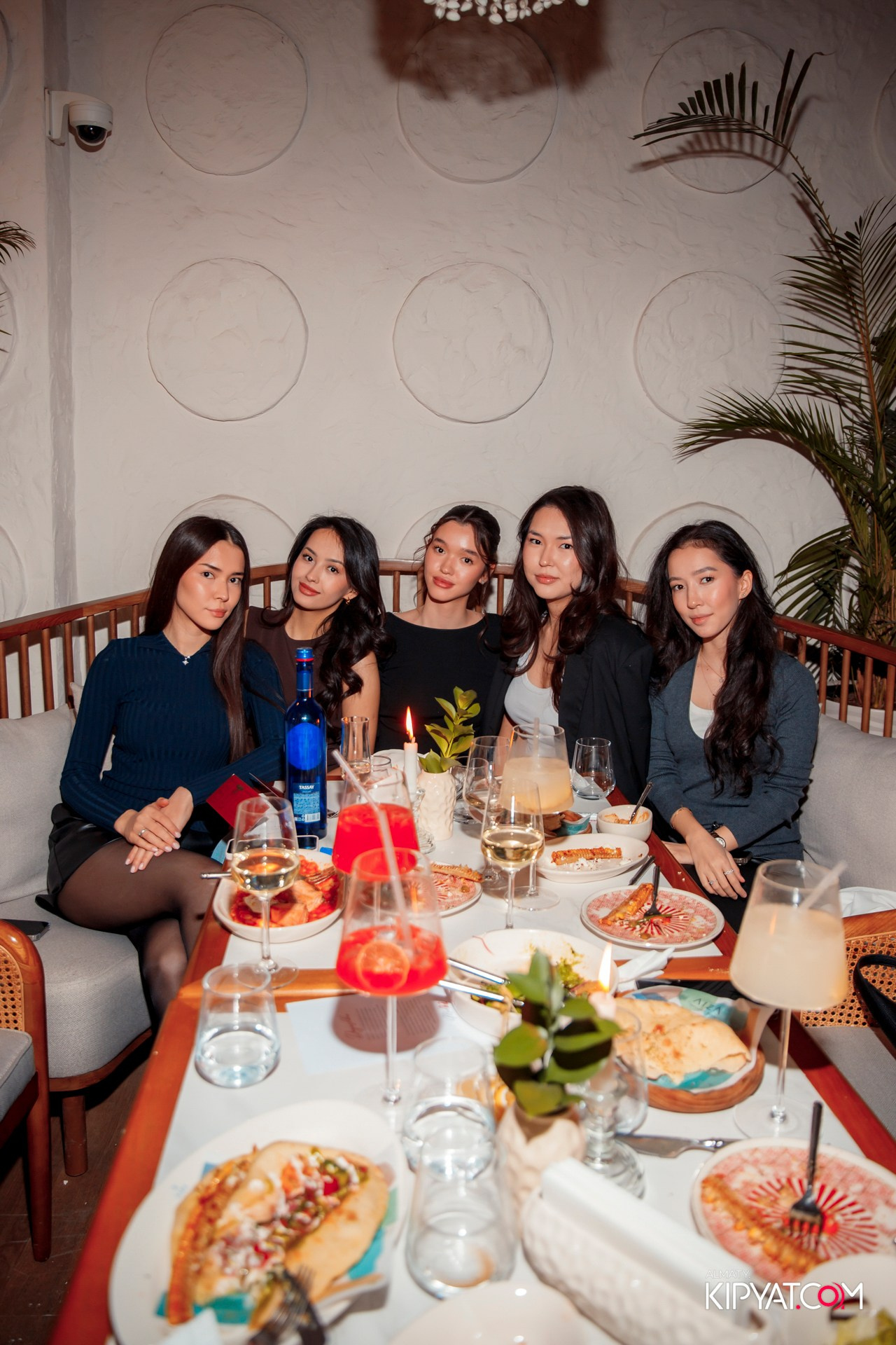 ASIA NEO BISTRO ABYLAI KHAN. КИПЯТКОМ АЛМАТЫ! Фотосъемка мероприятий в Алматы