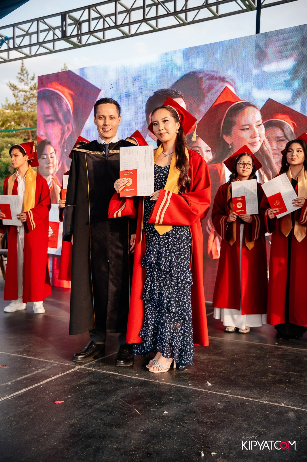 ВРУЧЕНИЕ ДИПЛОМОВ — НАРХОЗ КОЛЛЕДЖ. Part 4. КИПЯТКОМ АЛМАТЫ!