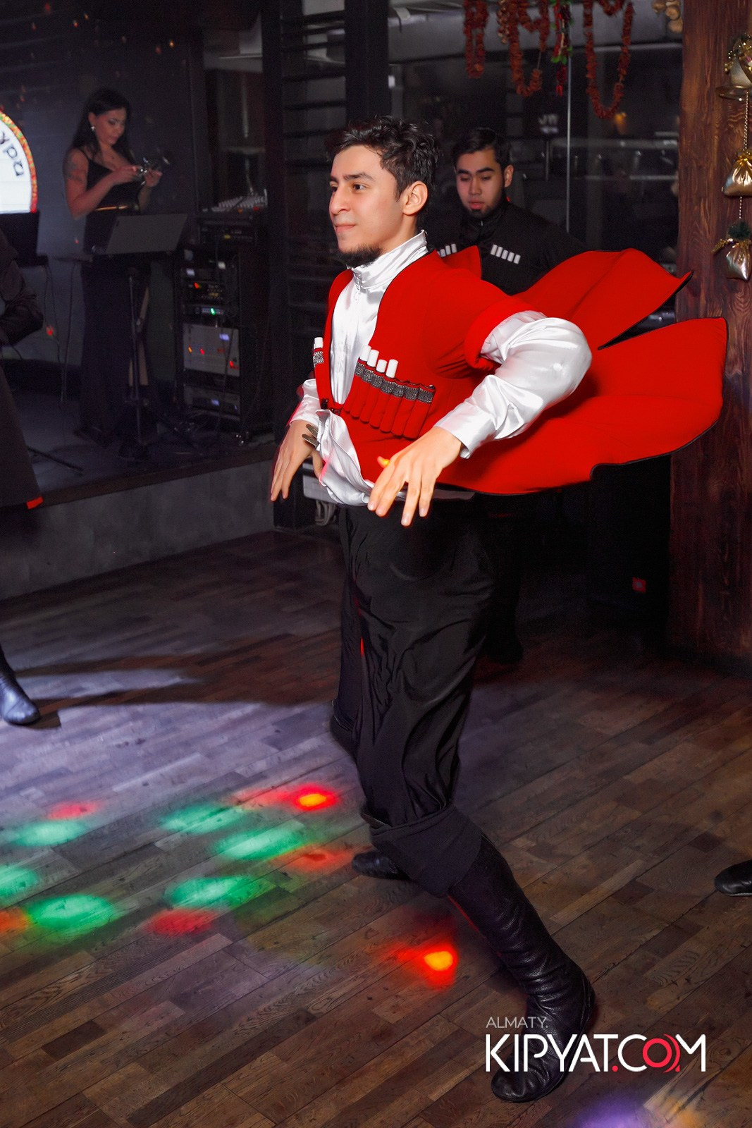 ВАХТАНГУРИ. КИПЯТКОМ АЛМАТЫ!