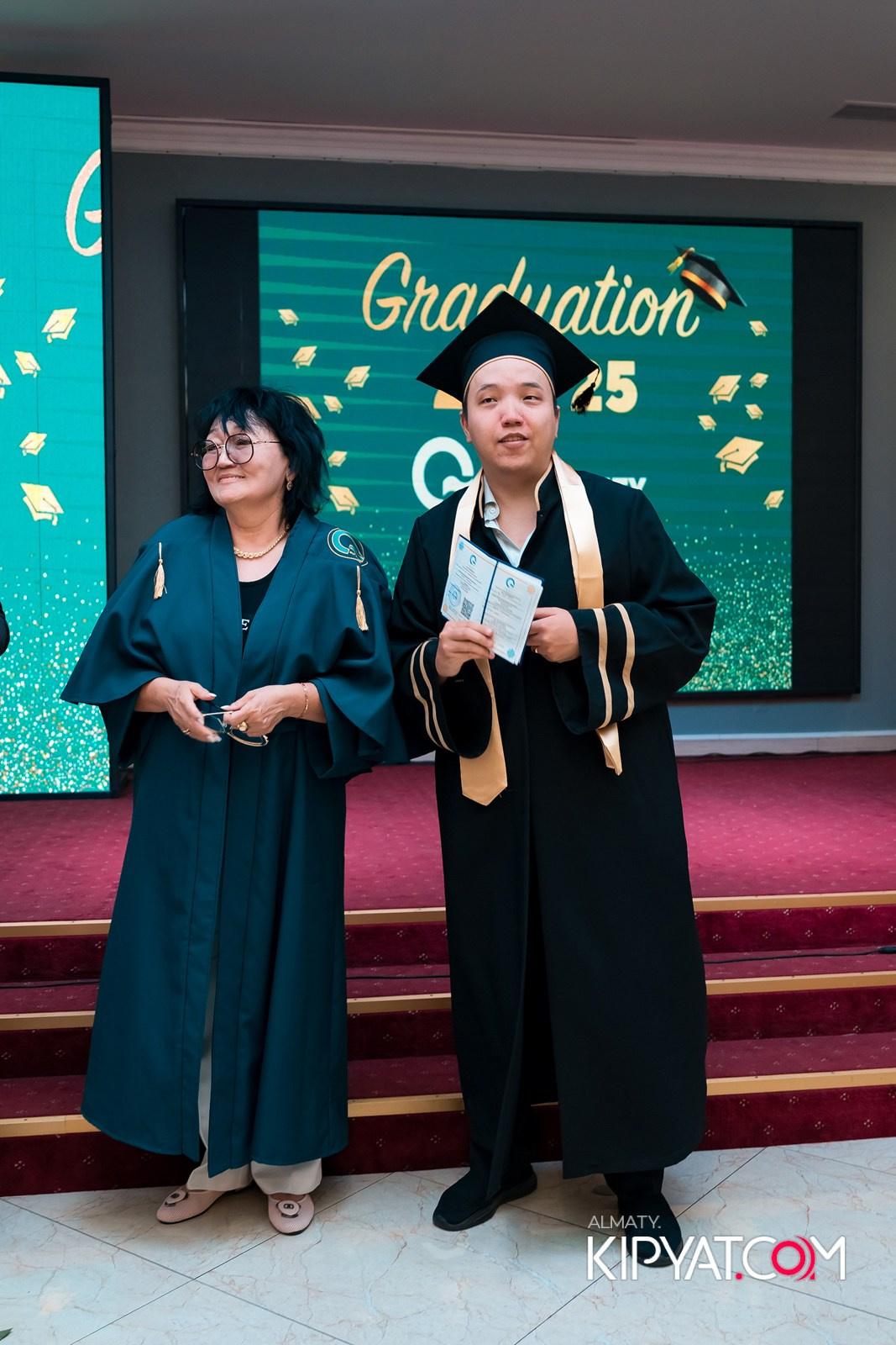 GRADUATION 2025 Q UNIVERSITY. КИПЯТКОМ АЛМАТЫ!