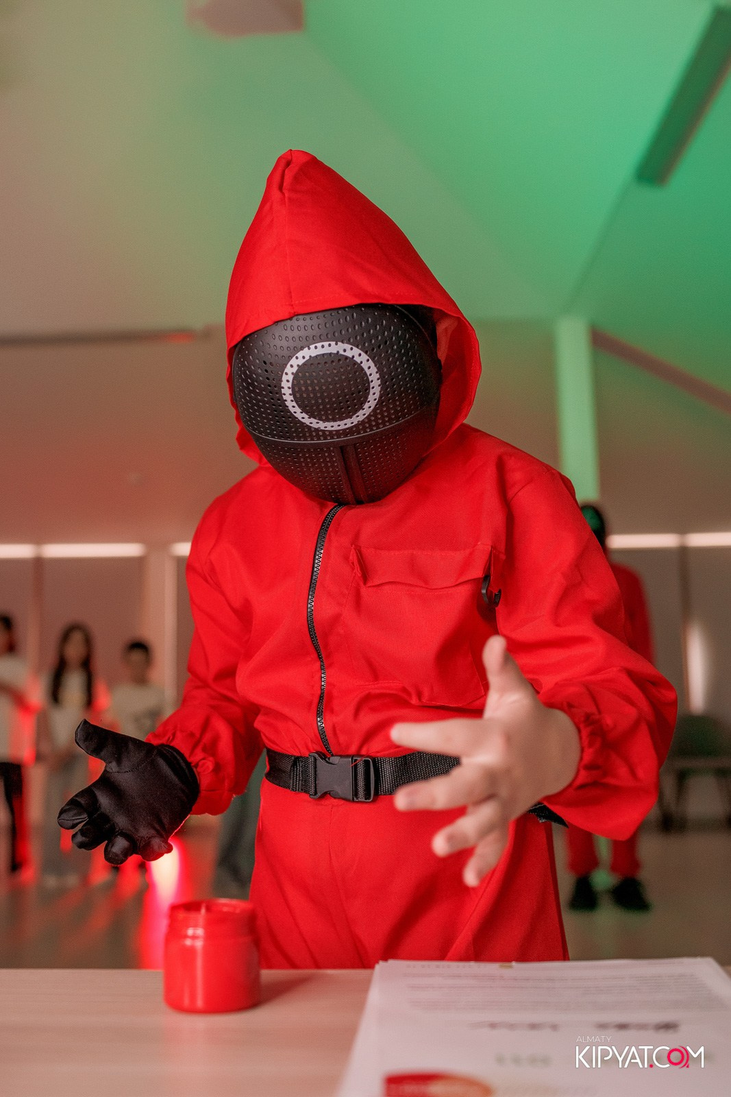 КВЕСТ-ШОУ ALAROVICH / ИГРА В КАЛЬМАРА. КИПЯТКОМ АЛМАТЫ!