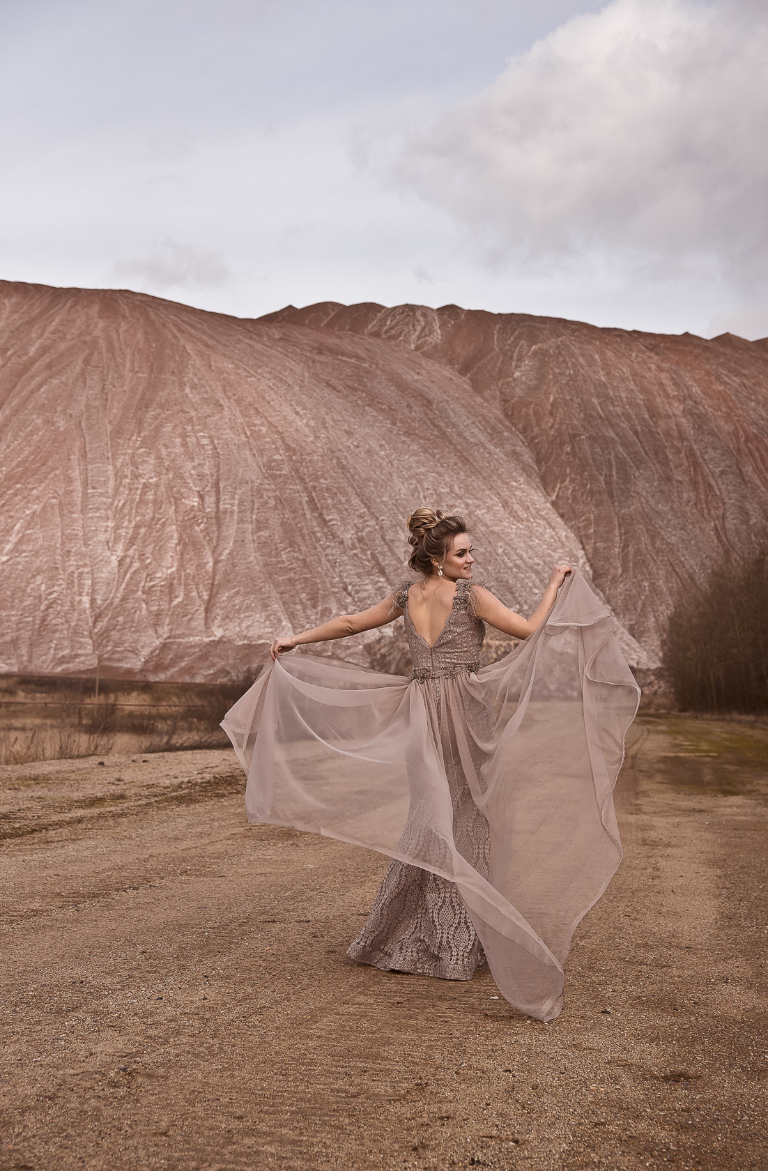 Свадебный фотограф Солигорск, фотосессия на солеотвалах, солеотвалы, ф. Свадебный и семейный фотограф Ольга Астрейко