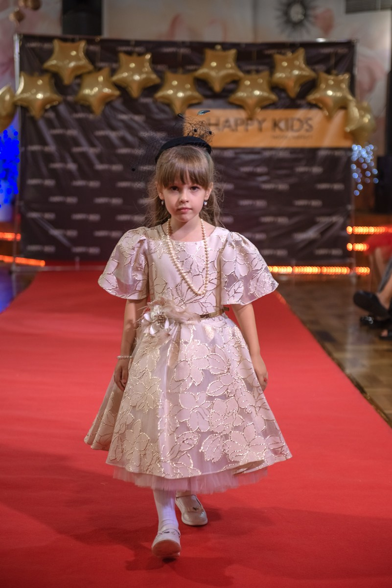 HAPPYkids дефиле санаторий Октябрьский. Семейный и коммерческий фотограф в Сочи Александр Бодунов