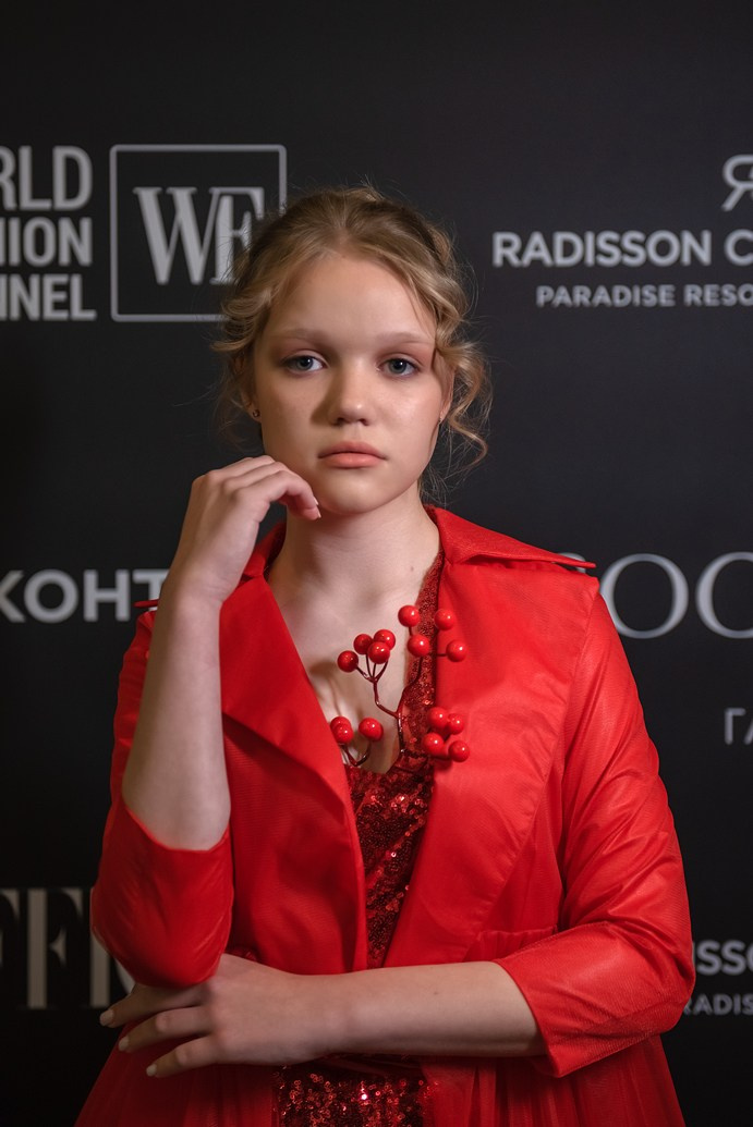 SochiFashionWeek2024 дизайнер Анохина Светлана. Семейный и коммерческий фотограф в Сочи Александр Бодунов