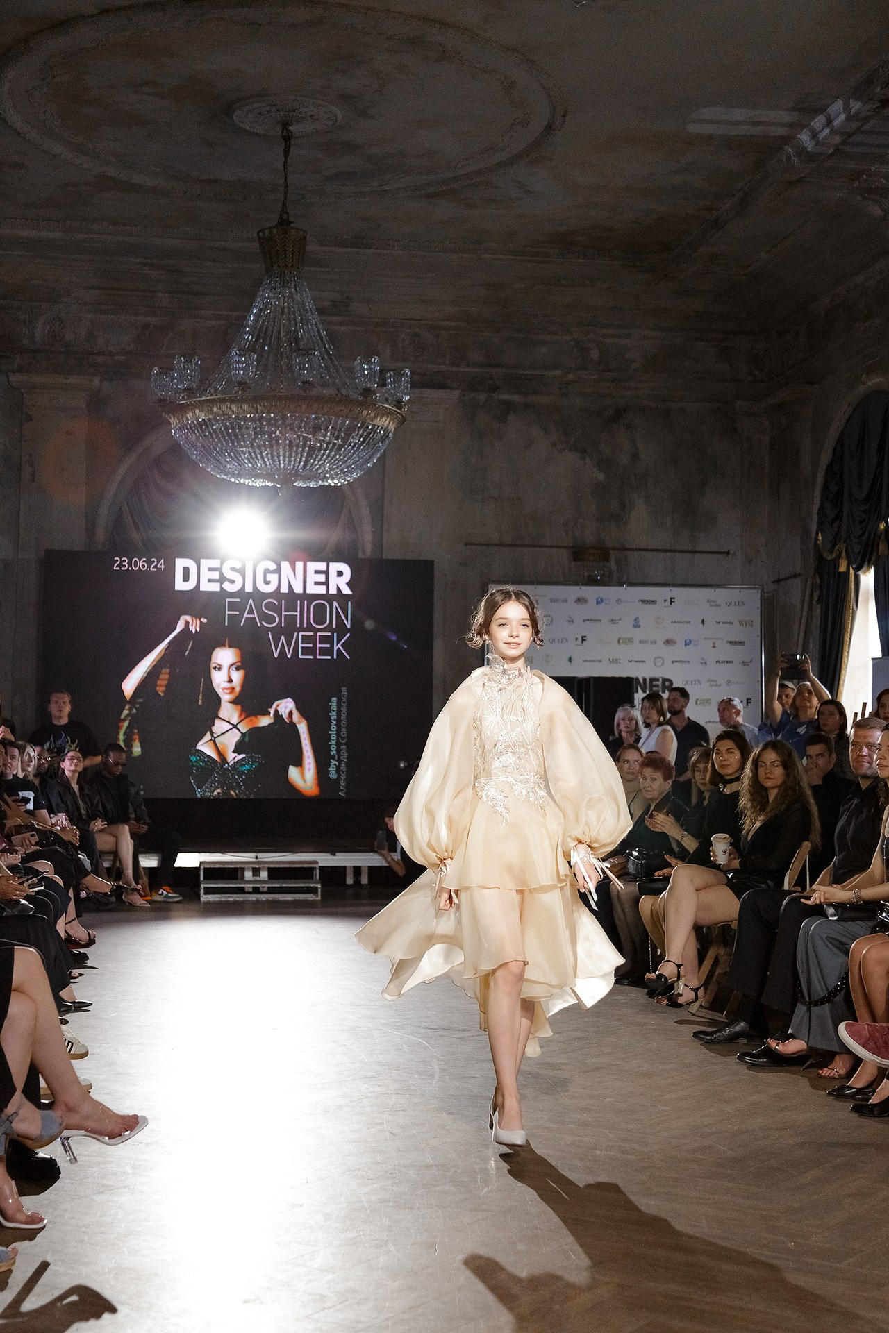 Репортаж модного показа. Светский фотограф Санкт-Петербург и ЛО