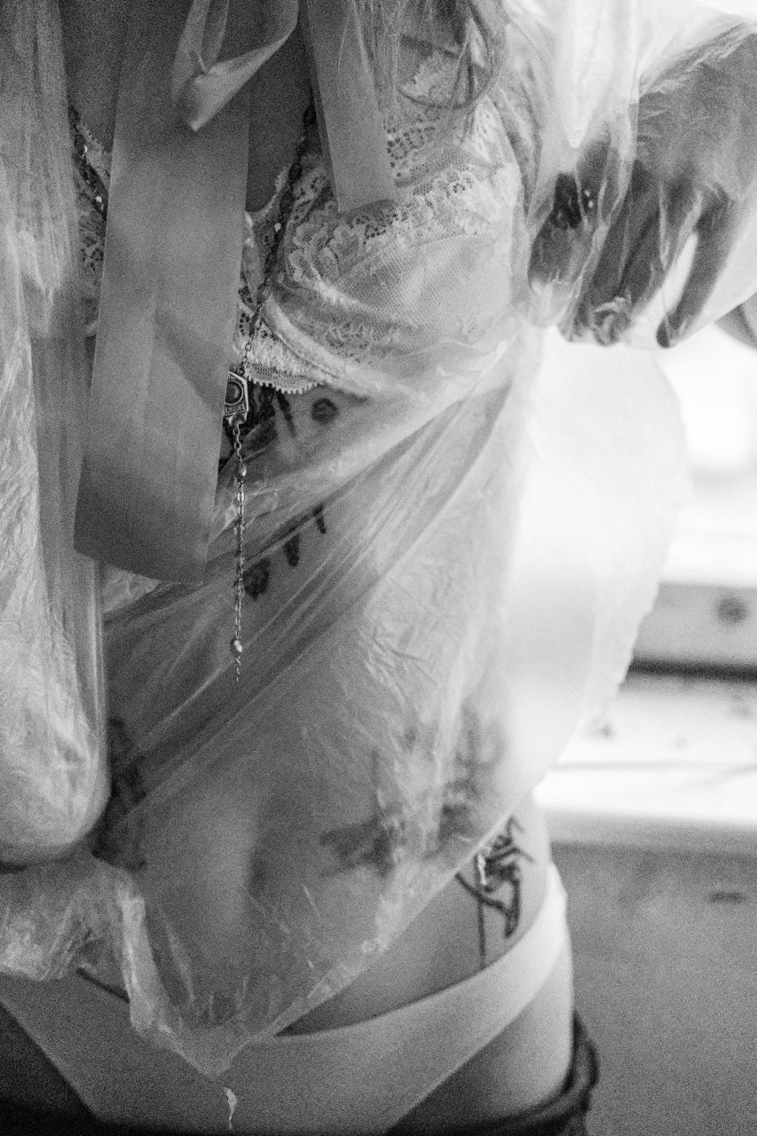 Полина киевский ангел. Софа Катастрофа, Одичание. фотохудожница, креативный продюсер, автор. Nude, eros, портретный фотограф