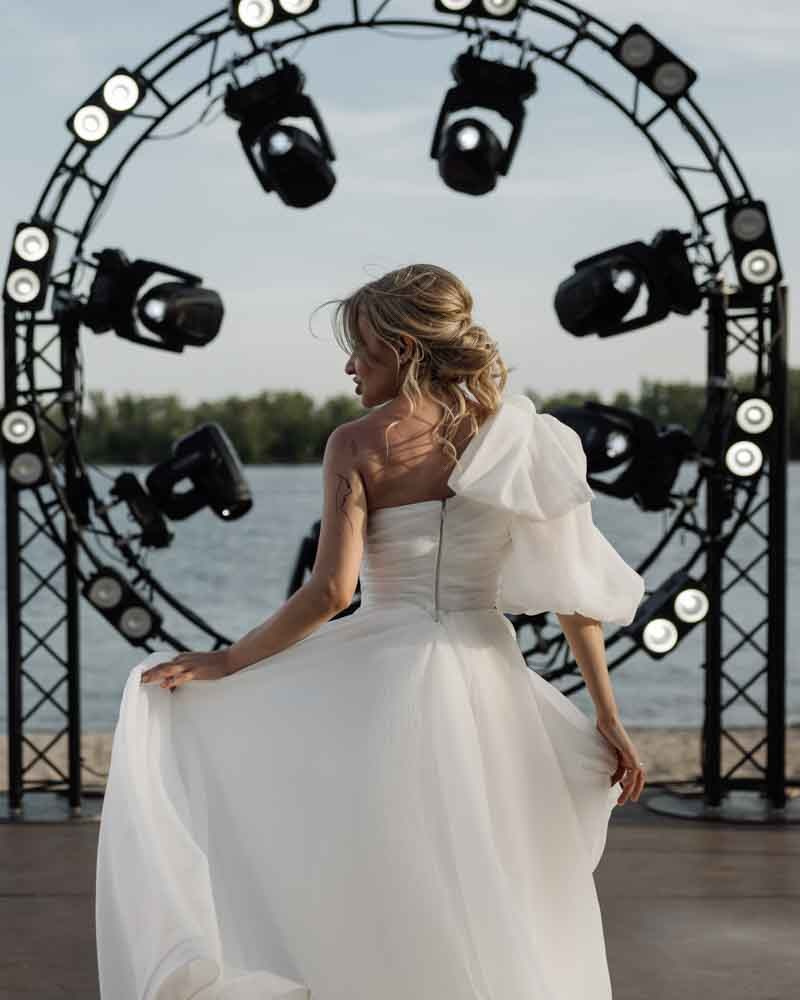 Любовь и ветер. Владимир Киселев — свадебный фотограф в Саратове, Москве и по всему миру