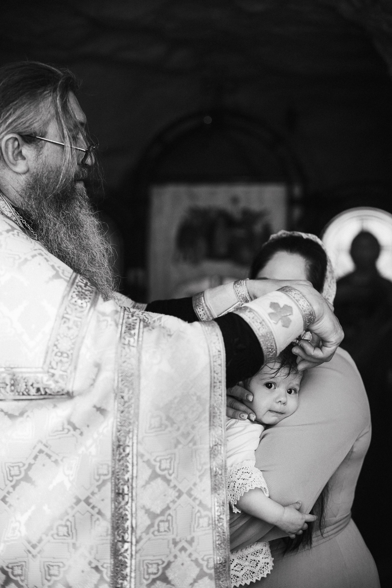 Крещение ЧБ серия. Фотограф — видеограф Серова Екатерина Севастополь
