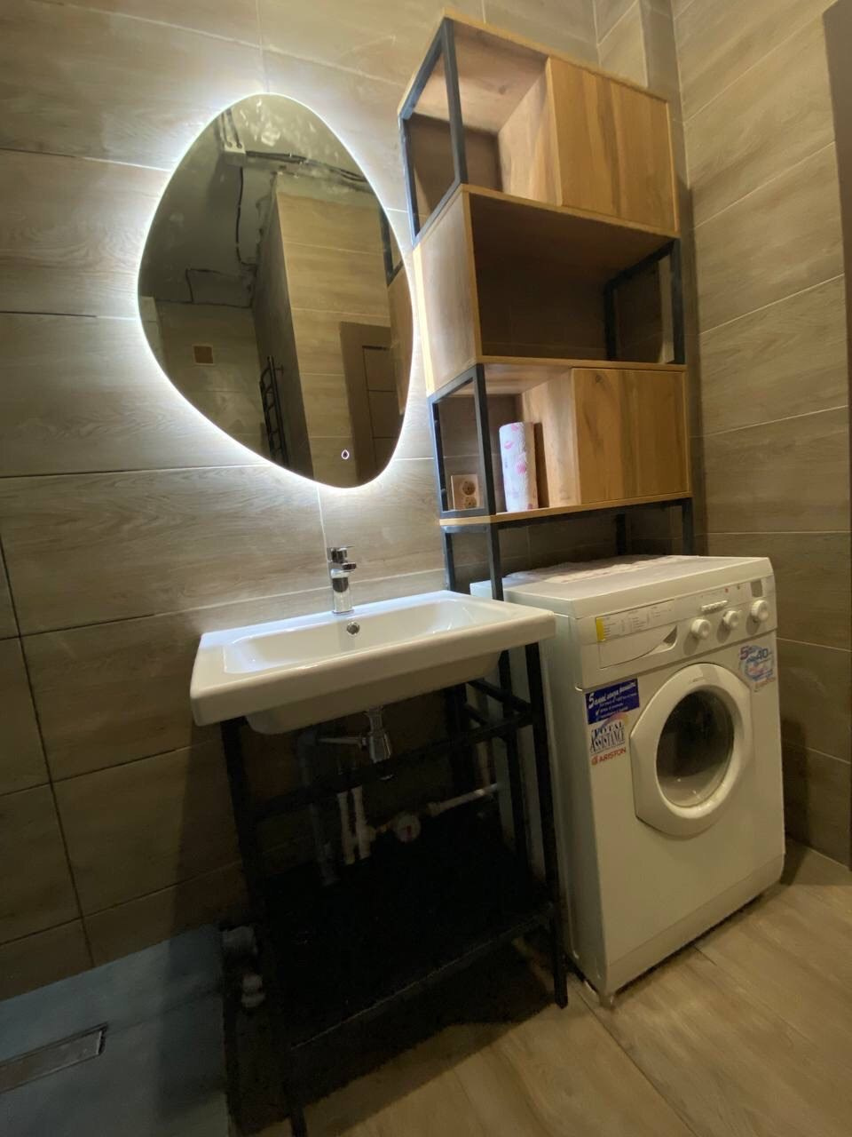 Ванная комната (ул. Волочаевская д. 8). Ремонт санузла, туалета, ванной под ключ в Казани. Укладка плитки