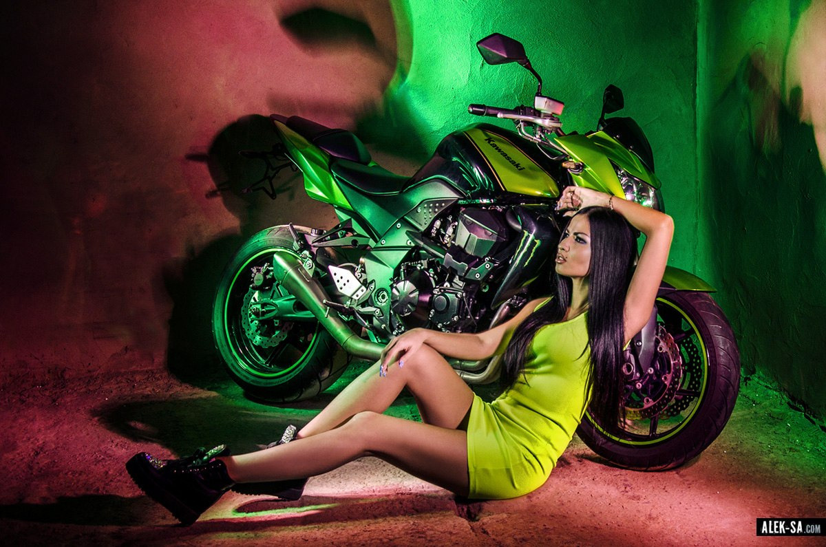 Портрет с мотоциклом, брутальный образ