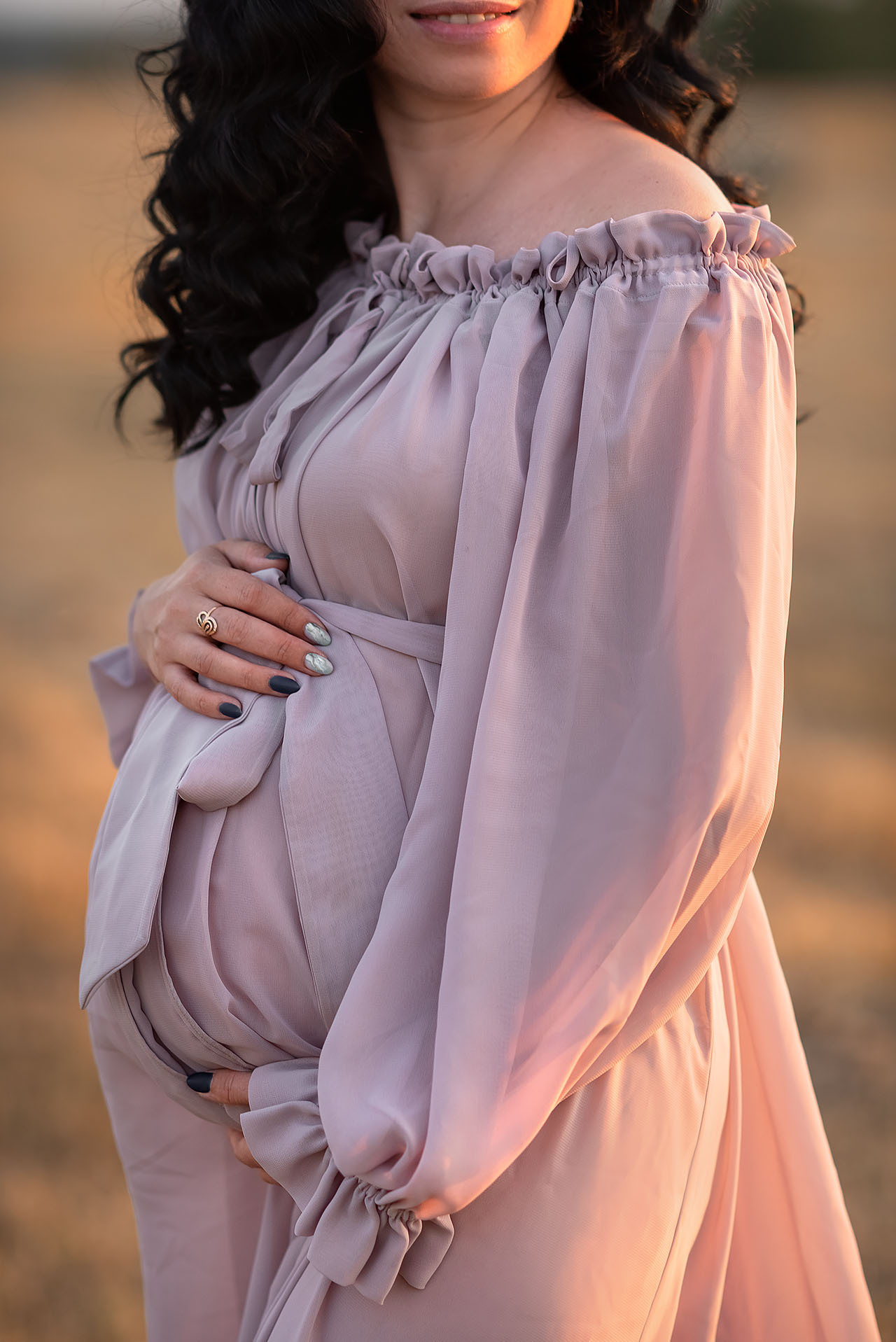 Фотосессия беременности в полях. Фотограф Юлия Кондратьева