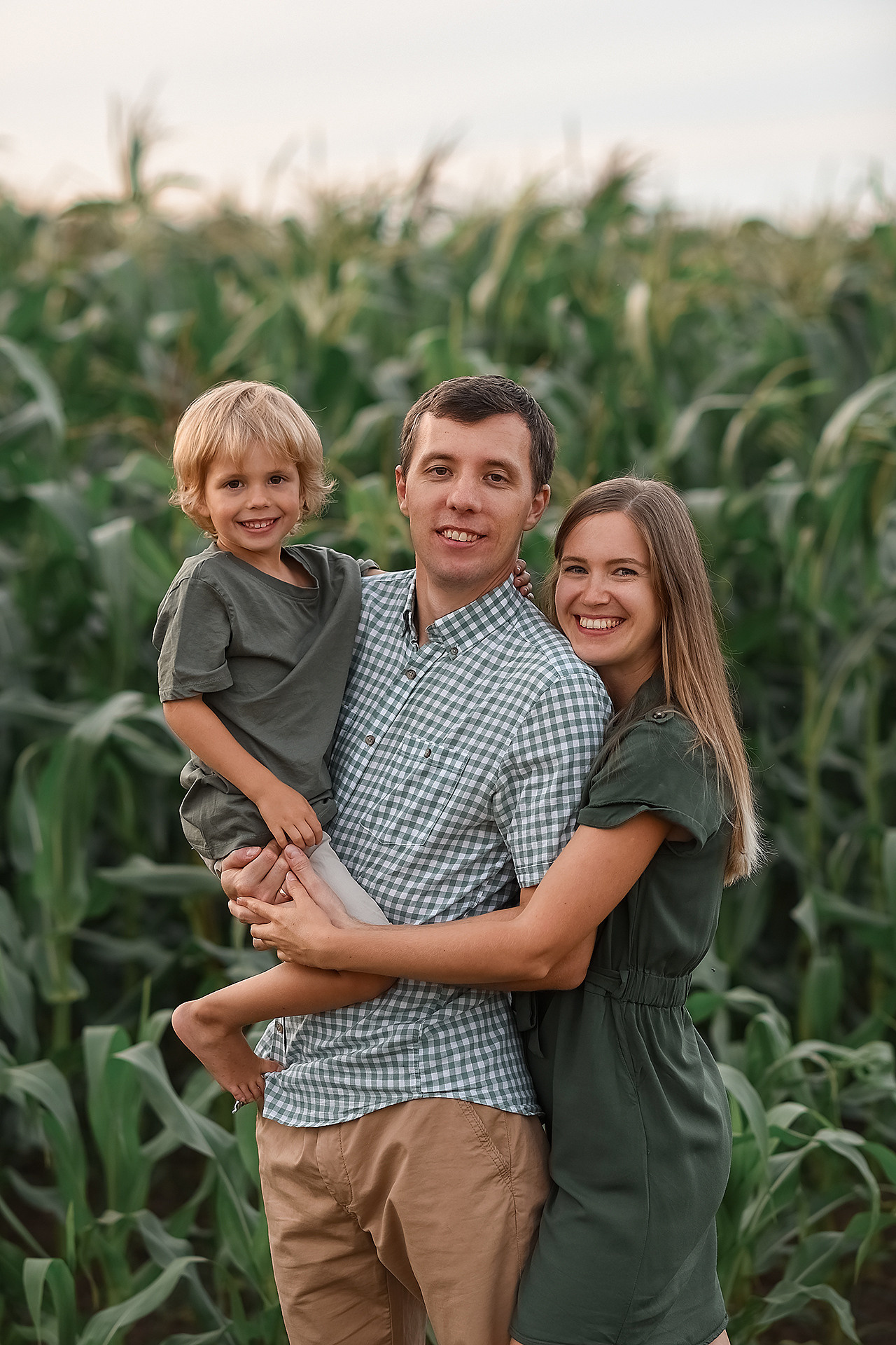 Фотосессия в поле. Фотограф Юлия Кондратьева