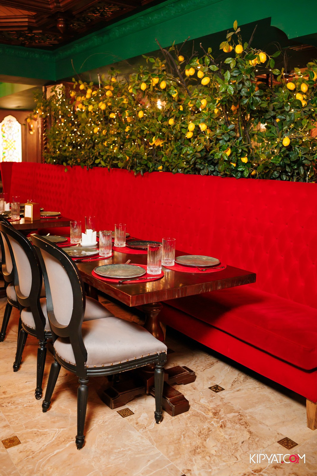 РЕСТОРАН ALAZANI. КИПЯТКОМ АЛМАТЫ!