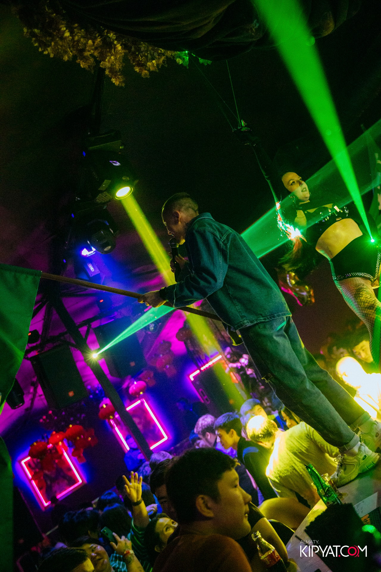 UYAT EMES BAR. КИПЯТКОМ АЛМАТЫ! Фотосъемка мероприятий в Алматы