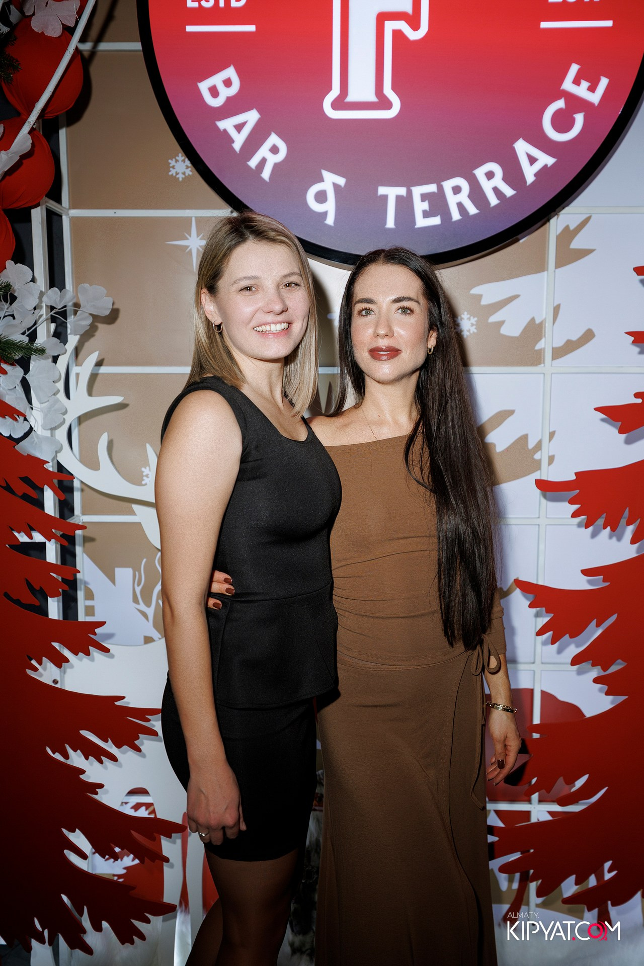 FRIENDS BAR & TERRACE. КИПЯТКОМ АЛМАТЫ! Фотосъемка мероприятий в Алматы