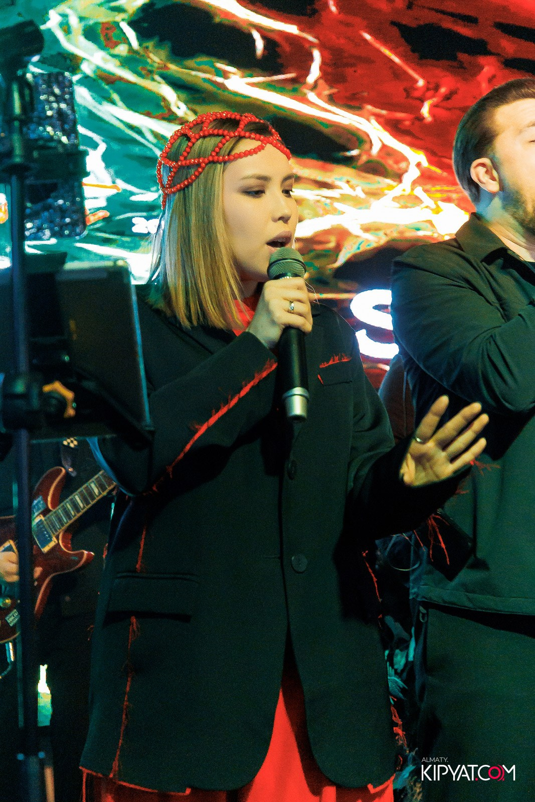 FRIENDS BAR & TERRACE. КИПЯТКОМ АЛМАТЫ!