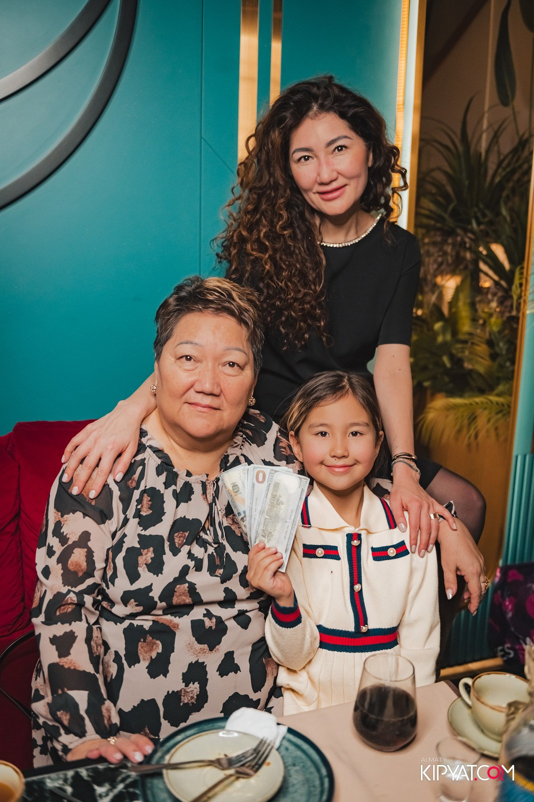 MODI RESTORANCHIK. КИПЯТКОМ АЛМАТЫ!