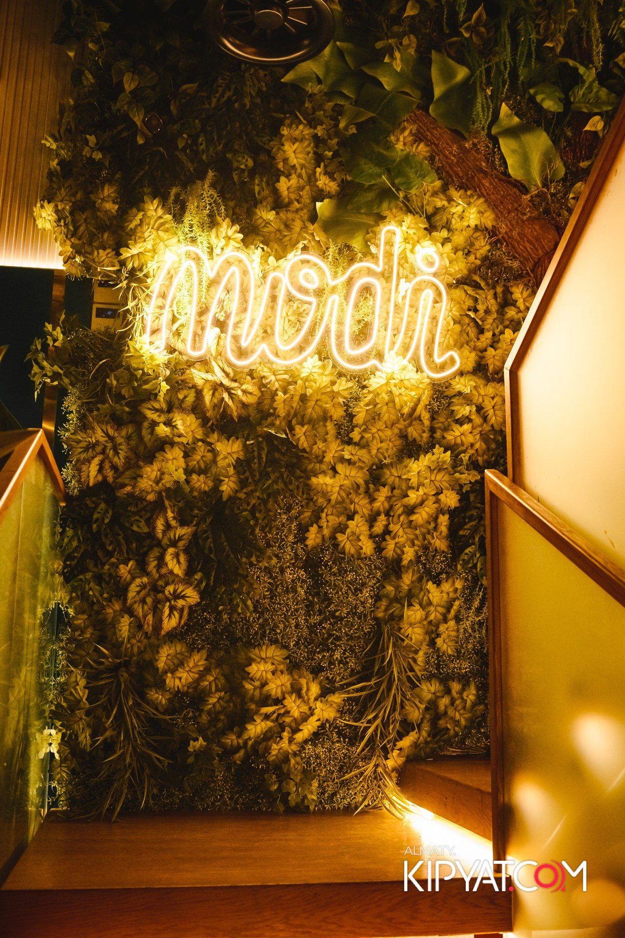 MODI RESTORANCHIK. КИПЯТКОМ АЛМАТЫ!