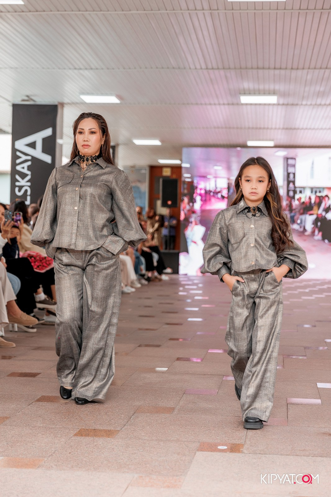 JUNIOR FASHION SHOW. КИПЯТКОМ АЛМАТЫ!