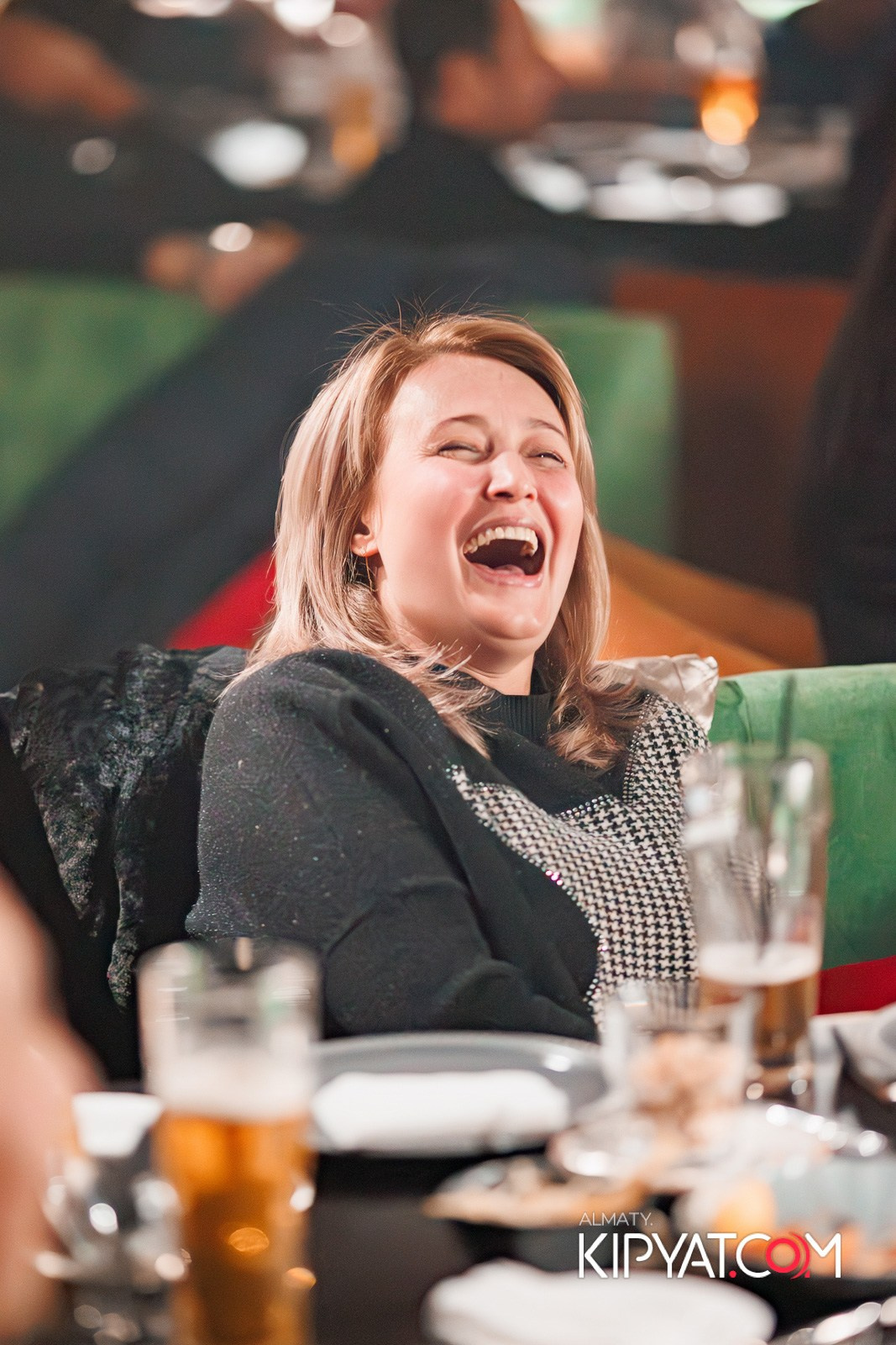 STAND UP КОНЦЕРТ АЛЕКСАНДРА МЕРКУЛЬ. КИПЯТКОМ АЛМАТЫ!