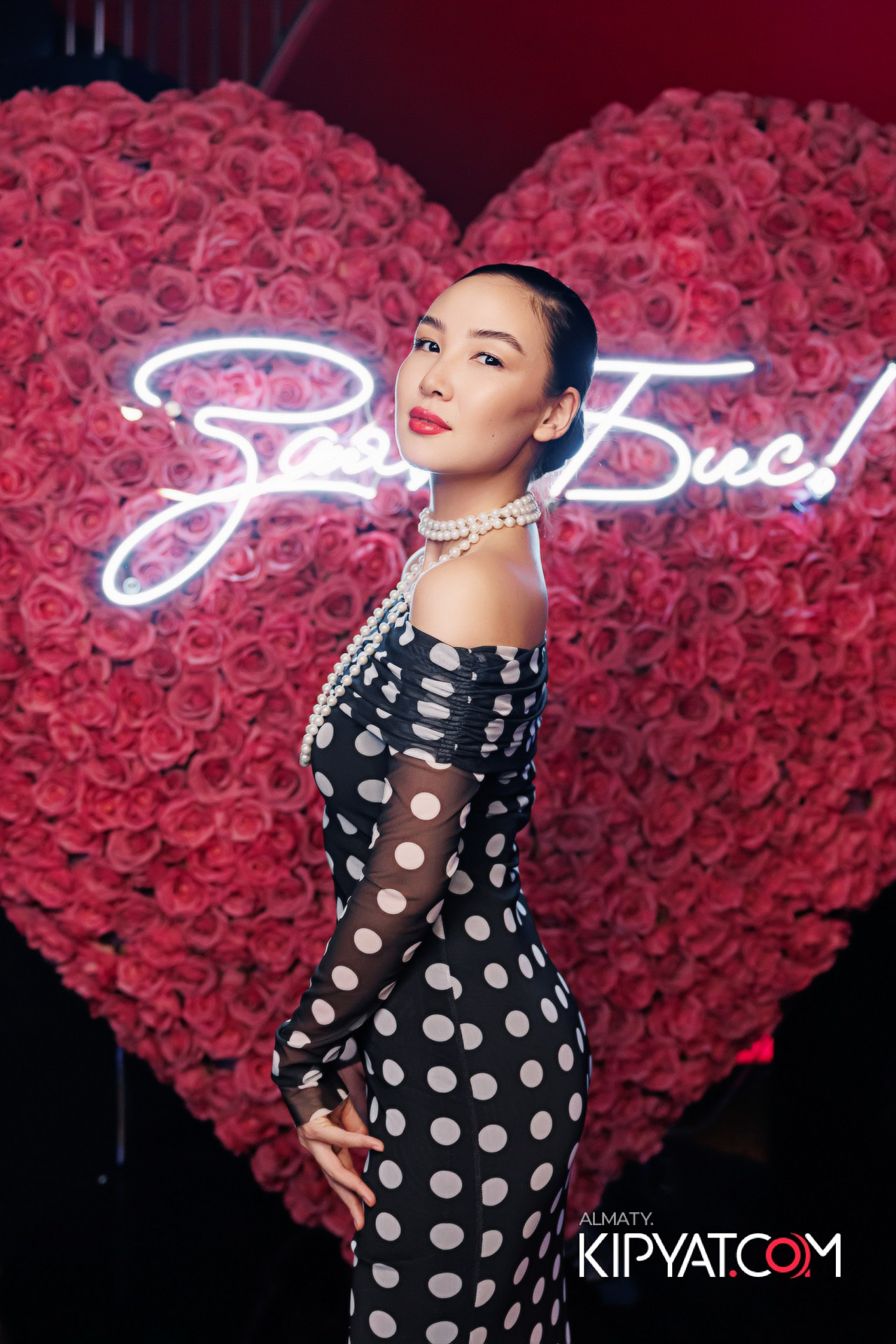 ЗАЯ, НА БИС. КИПЯТКОМ АЛМАТЫ!