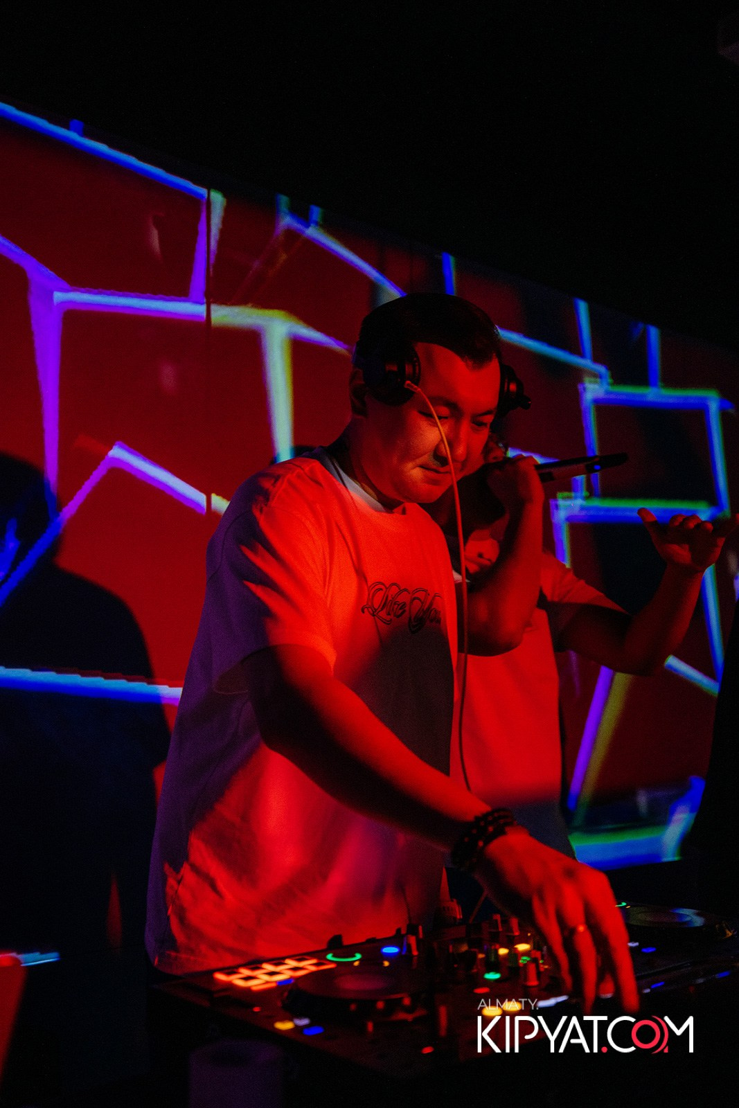 EVENT BAR. КИПЯТКОМ АЛМАТЫ!