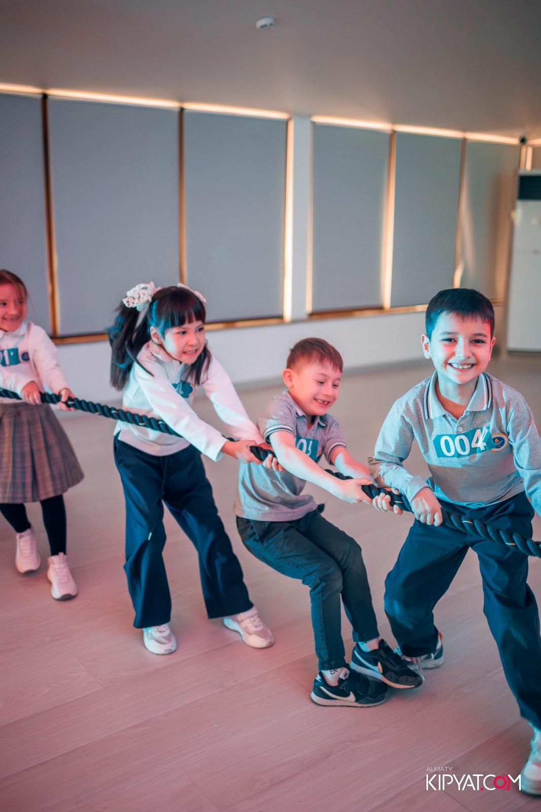 КВЕСТ-ШОУ ALAROVICH ИГРА В КАЛЬМАРА. КИПЯТКОМ АЛМАТЫ!