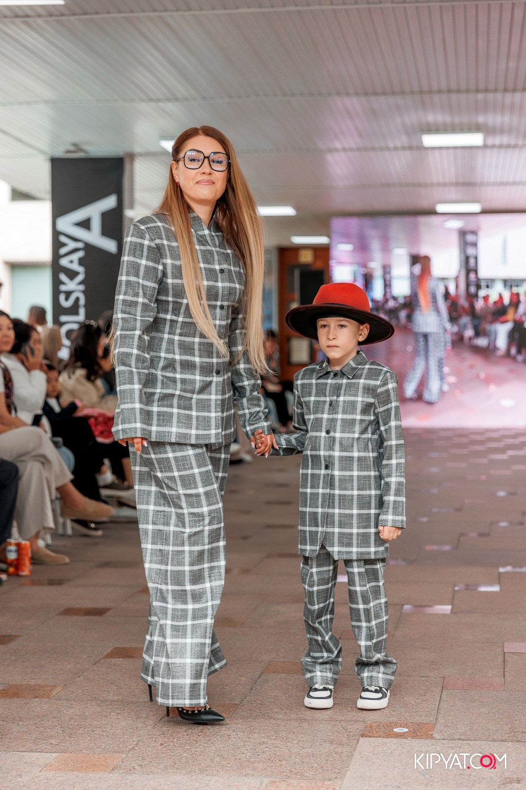 JUNIOR FASHION SHOW. КИПЯТКОМ АЛМАТЫ!