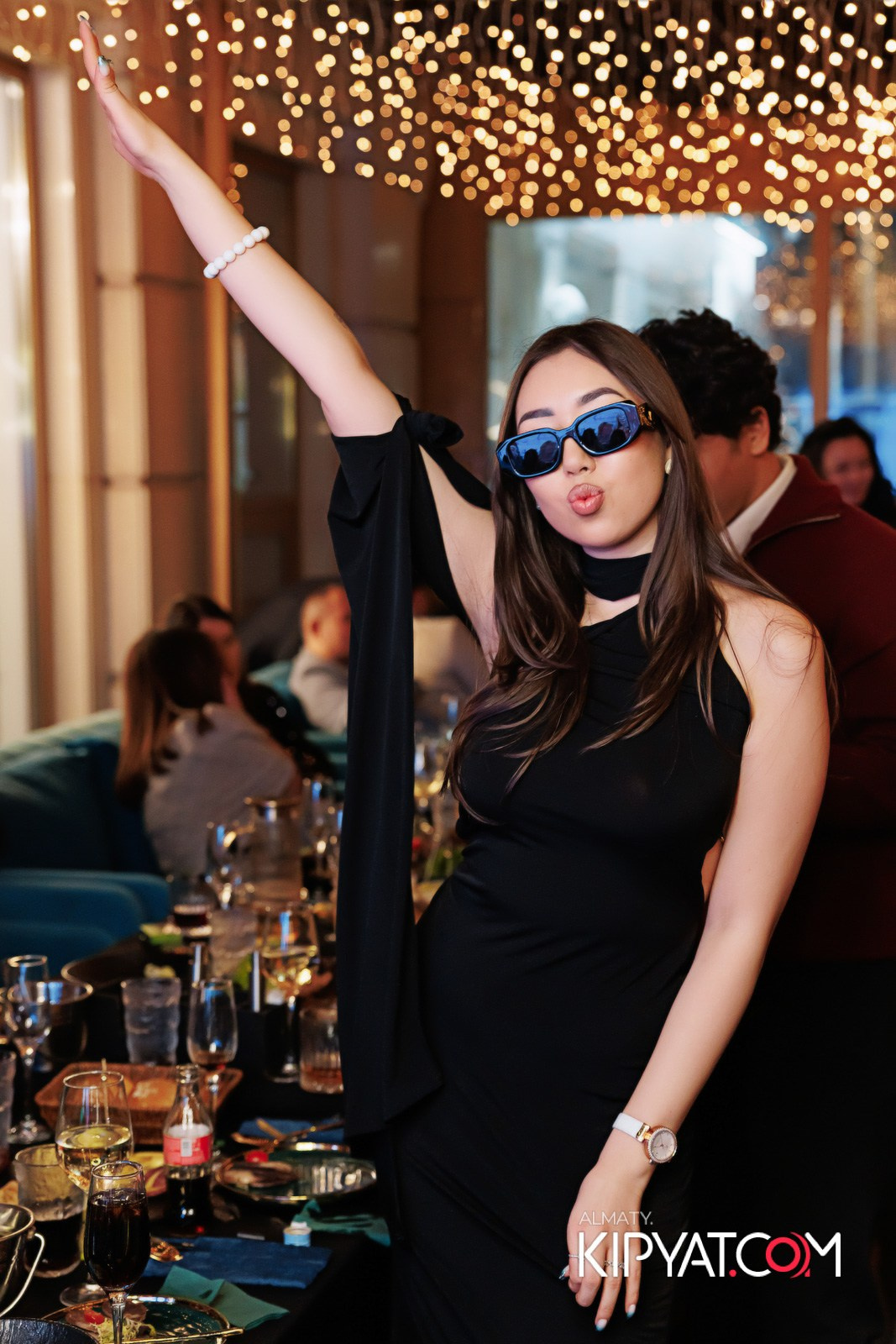 OBLAKO LOUNGE BAR. КИПЯТКОМ АЛМАТЫ!