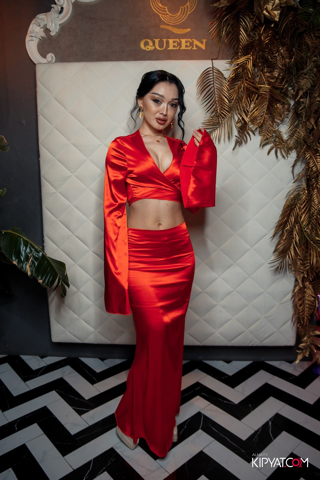 QUEEN. КИПЯТКОМ АЛМАТЫ!