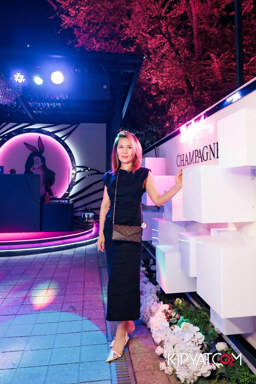 ЗАЯ, НА БИС. КИПЯТКОМ АЛМАТЫ!