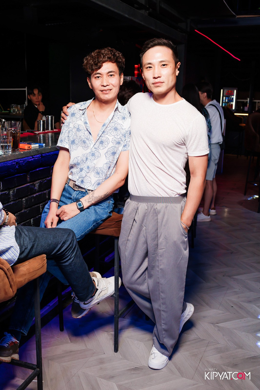 НОЧНОЙ КЛУБ ICON. КИПЯТКОМ АЛМАТЫ!