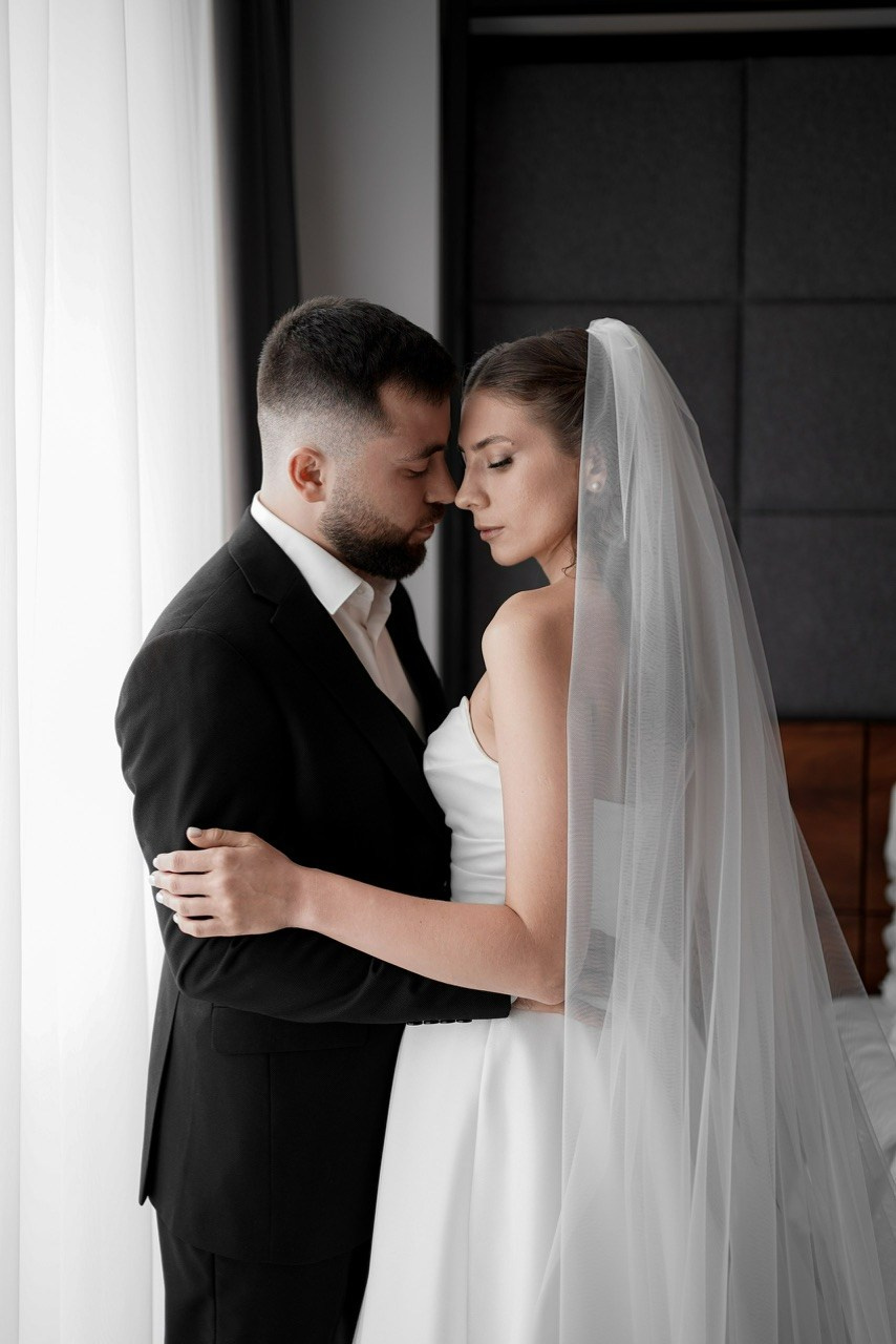 Свадебная фотосессия в отеле Арка. Фотограф Ростов-на-Дону Алёна Чёботова. Свадебный фотограф в Ростове-на-Дону. Таинство Крещения и Венчания, семейные фотосессии. Алёна Чёботова