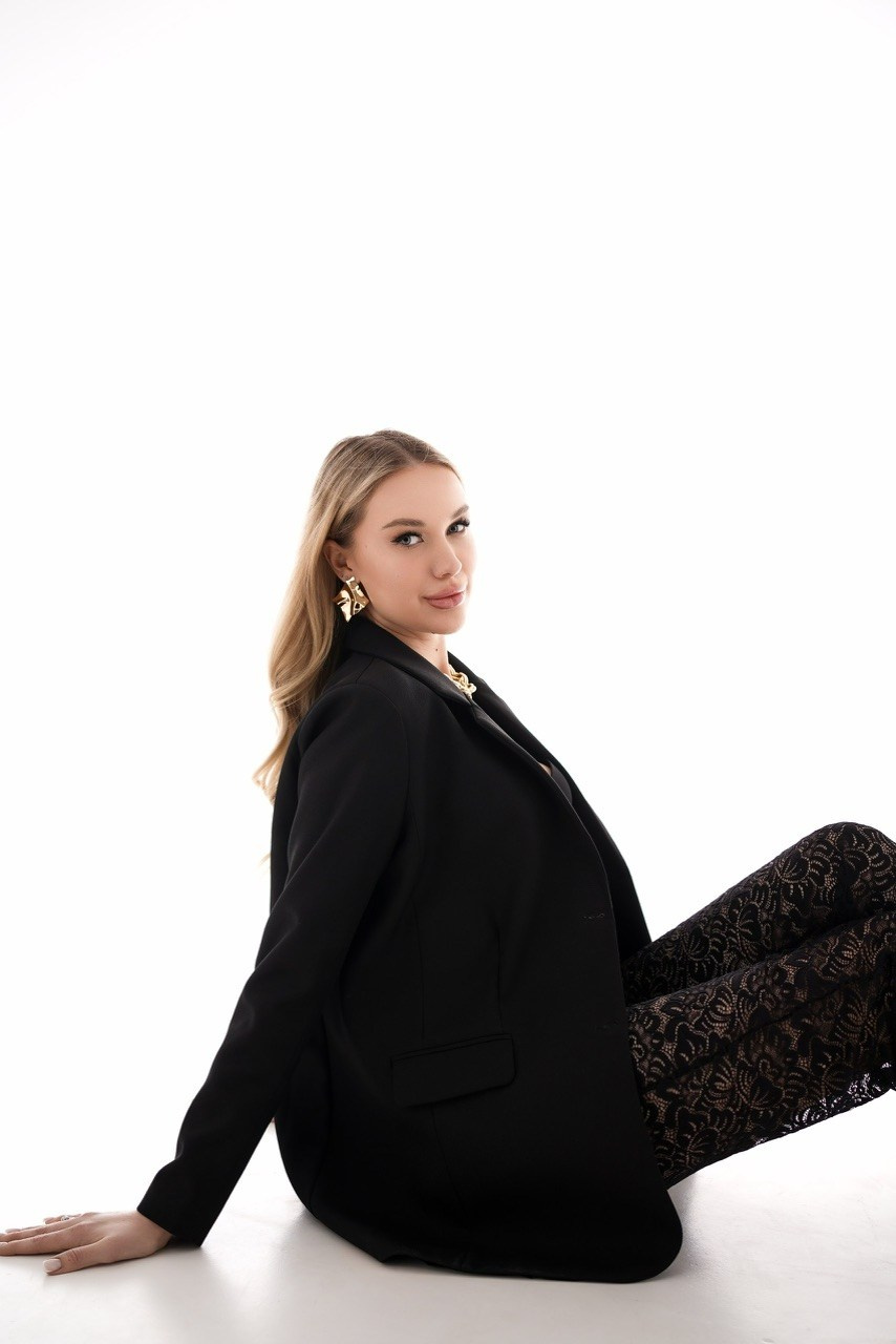 Фотосессия на циклораме. Свадебный фотограф в Ростове-на-Дону. Таинство Крещения и Венчания, семейные фотосессии. Алёна Чёботова